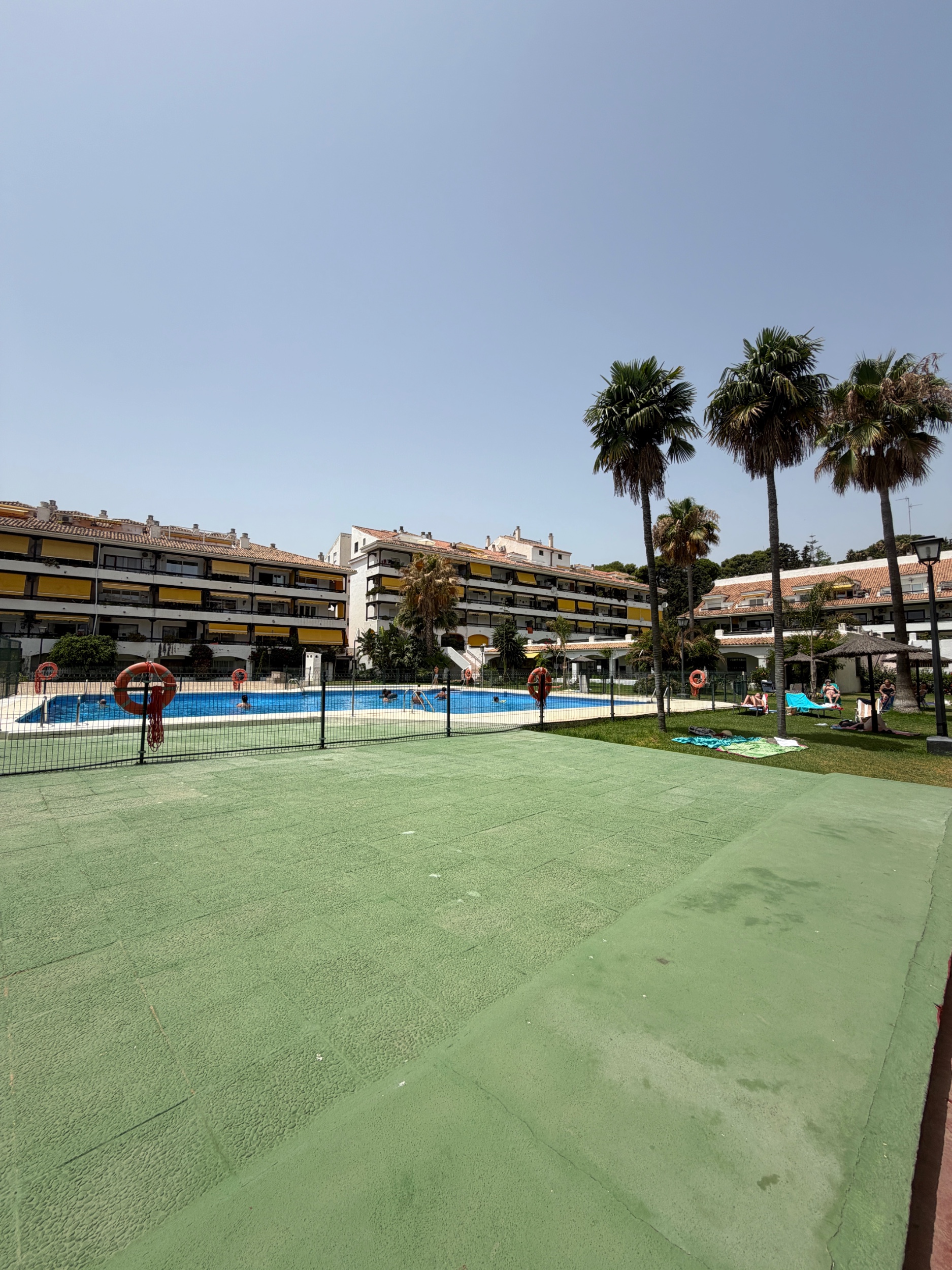 2 Bedroom Apartment in Marbella - Photo 6