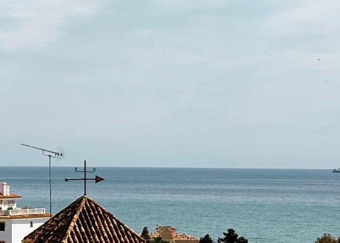 2 Bedroom Apartment in Mijas - Photo 5