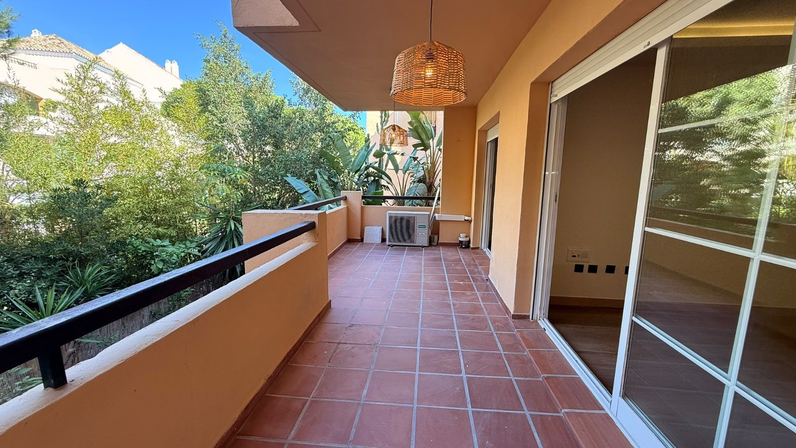 2 Bedroom Apartment in Marbella - Foto 16