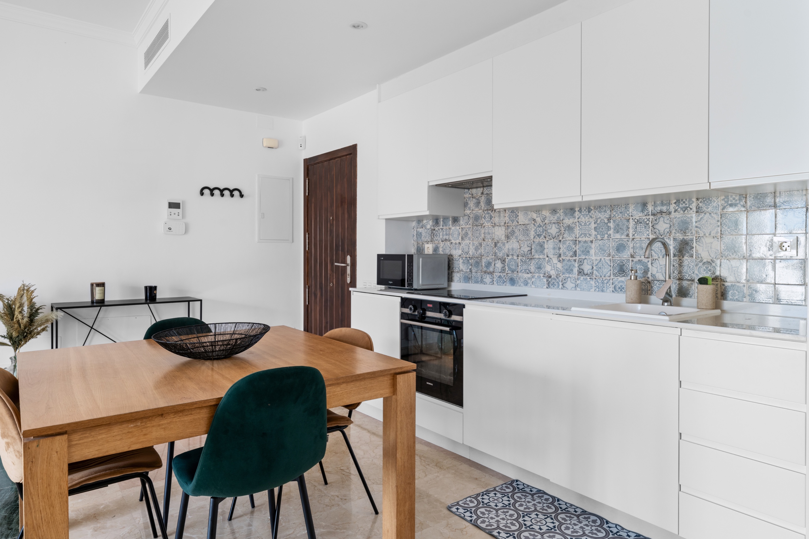 3 Bedroom Apartment in Benahavís - Foto 17