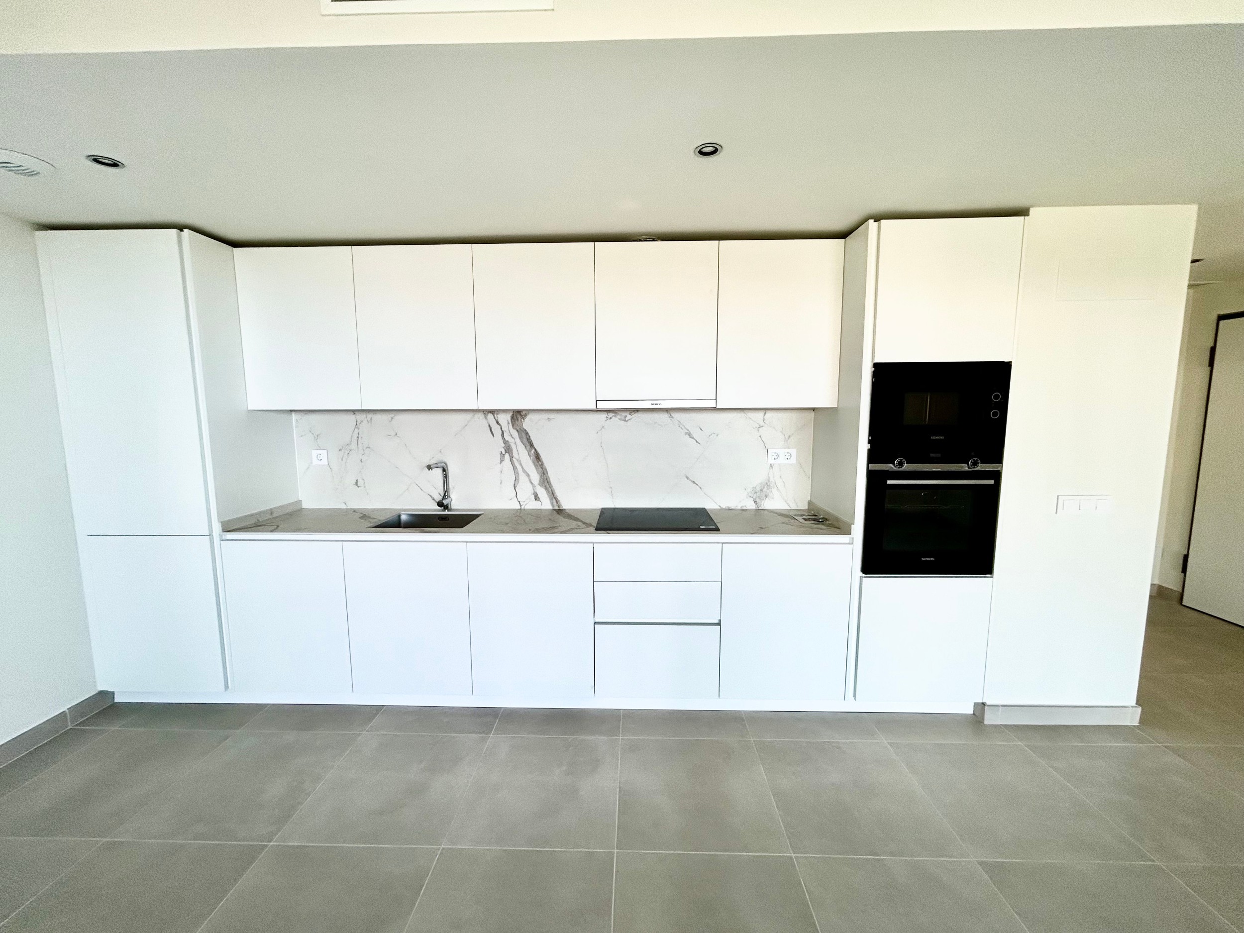 3 Bedroom Apartment in Benalmádena - Photo 13