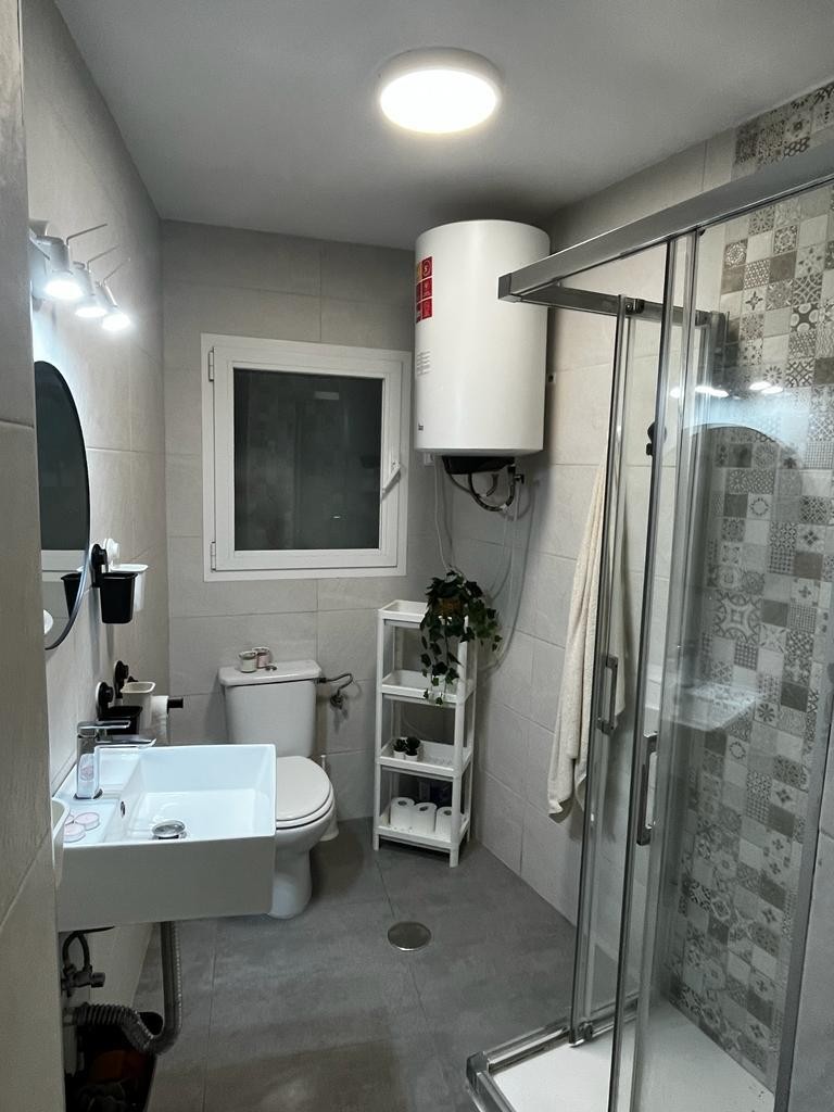 Chalet de 12 dormitorios en Almería – Foto 8