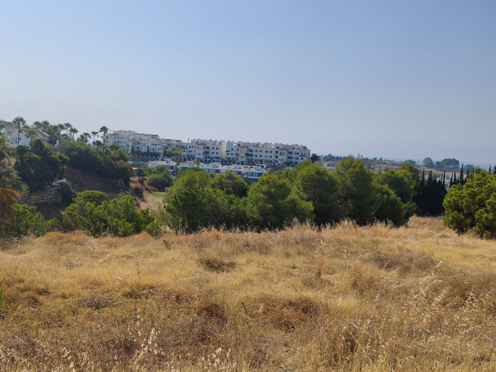 3,406 m² Plot in Estepona - Photo 2