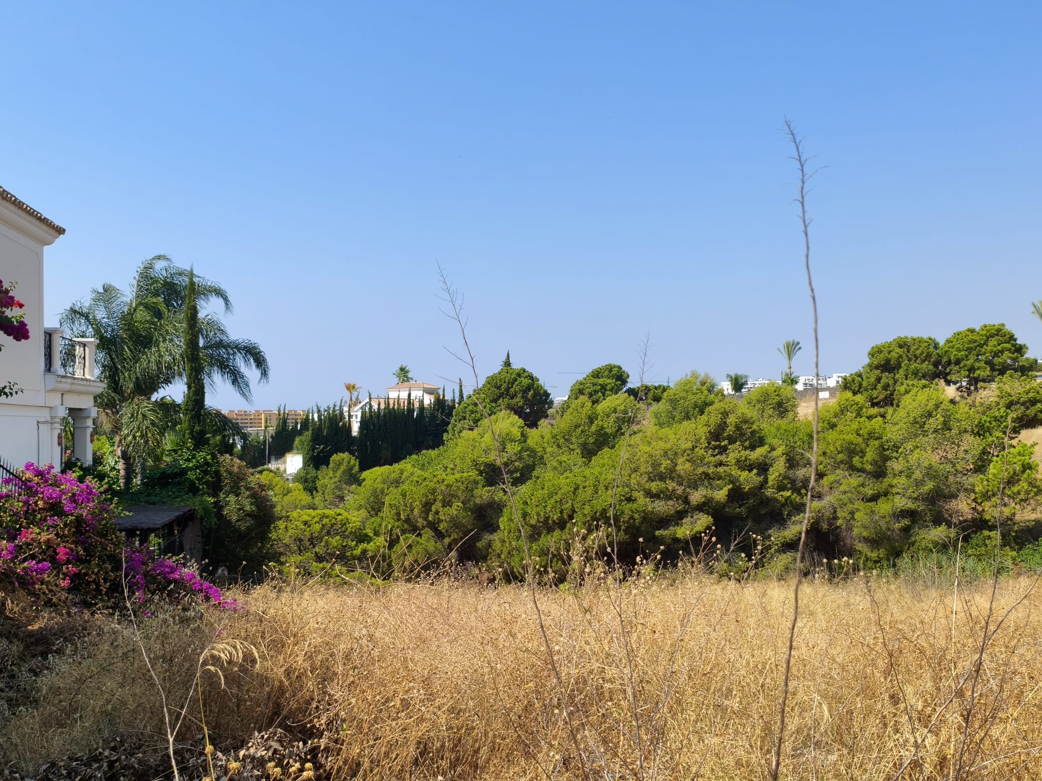 3,406 m² Plot in Estepona - Photo 4