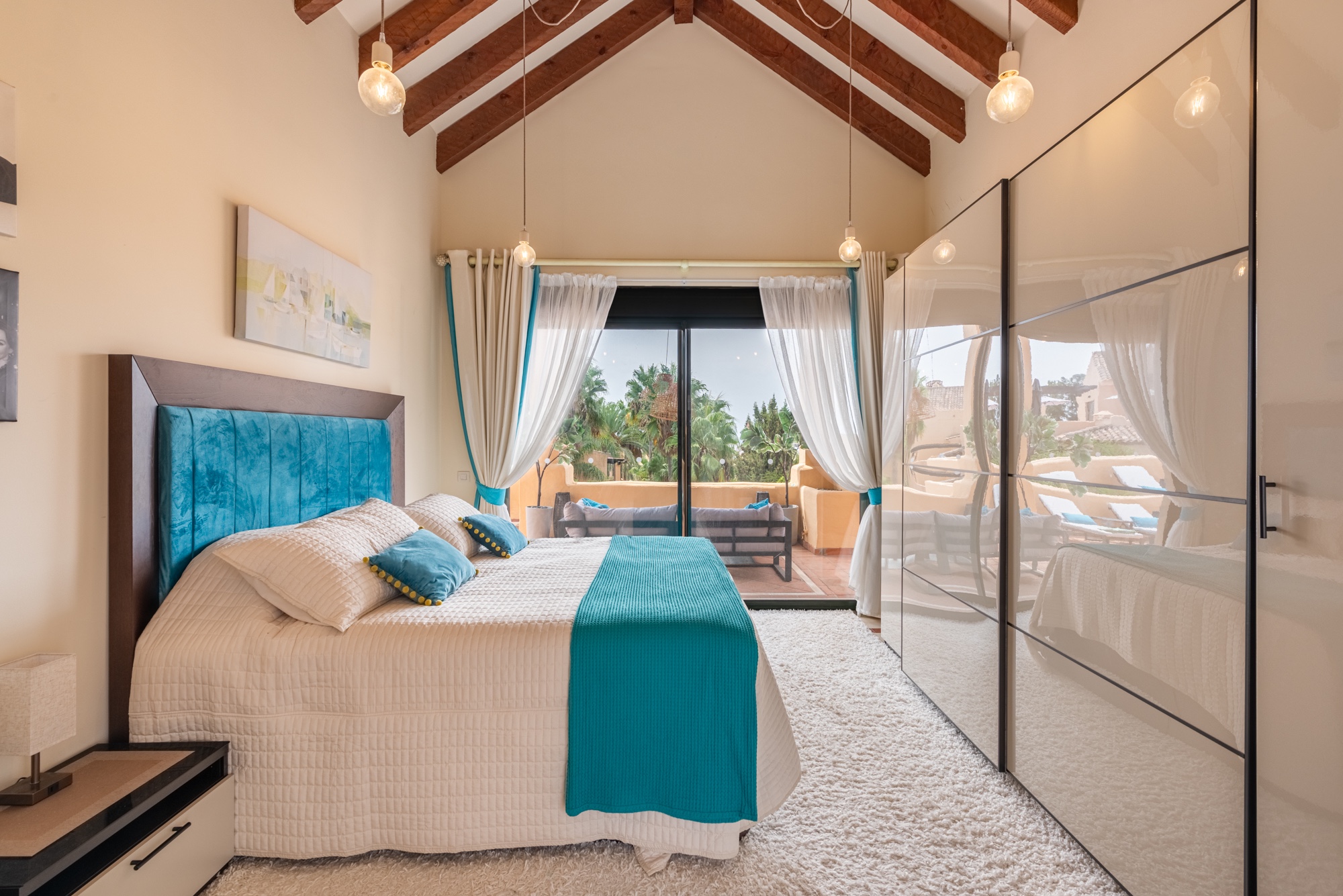 3 Bedroom Penthouse in Estepona - Photo 17