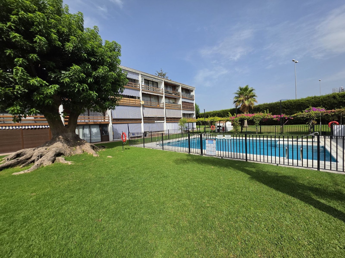 2 Bedroom Apartment in Marbella - Photo 14