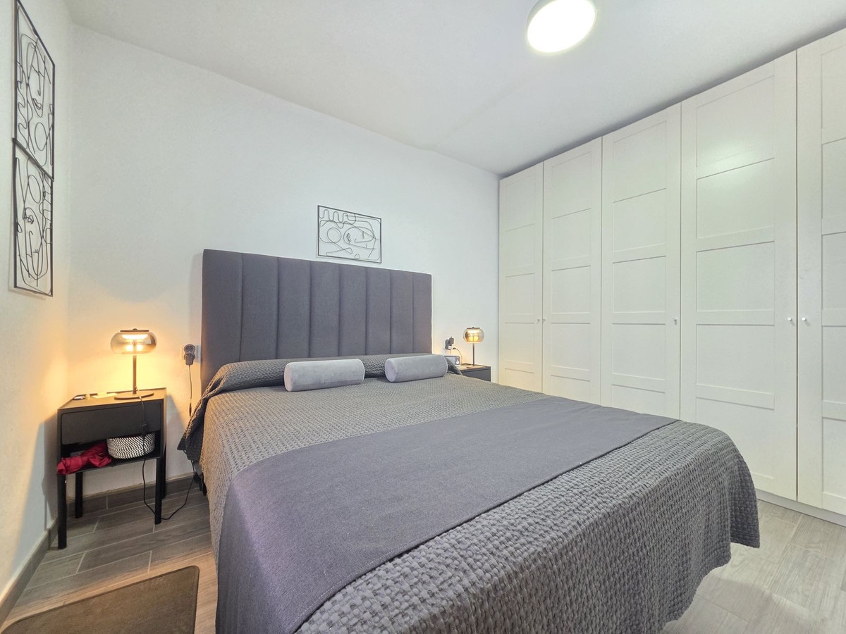 2 Bedroom Apartment in Marbella - Photo 8