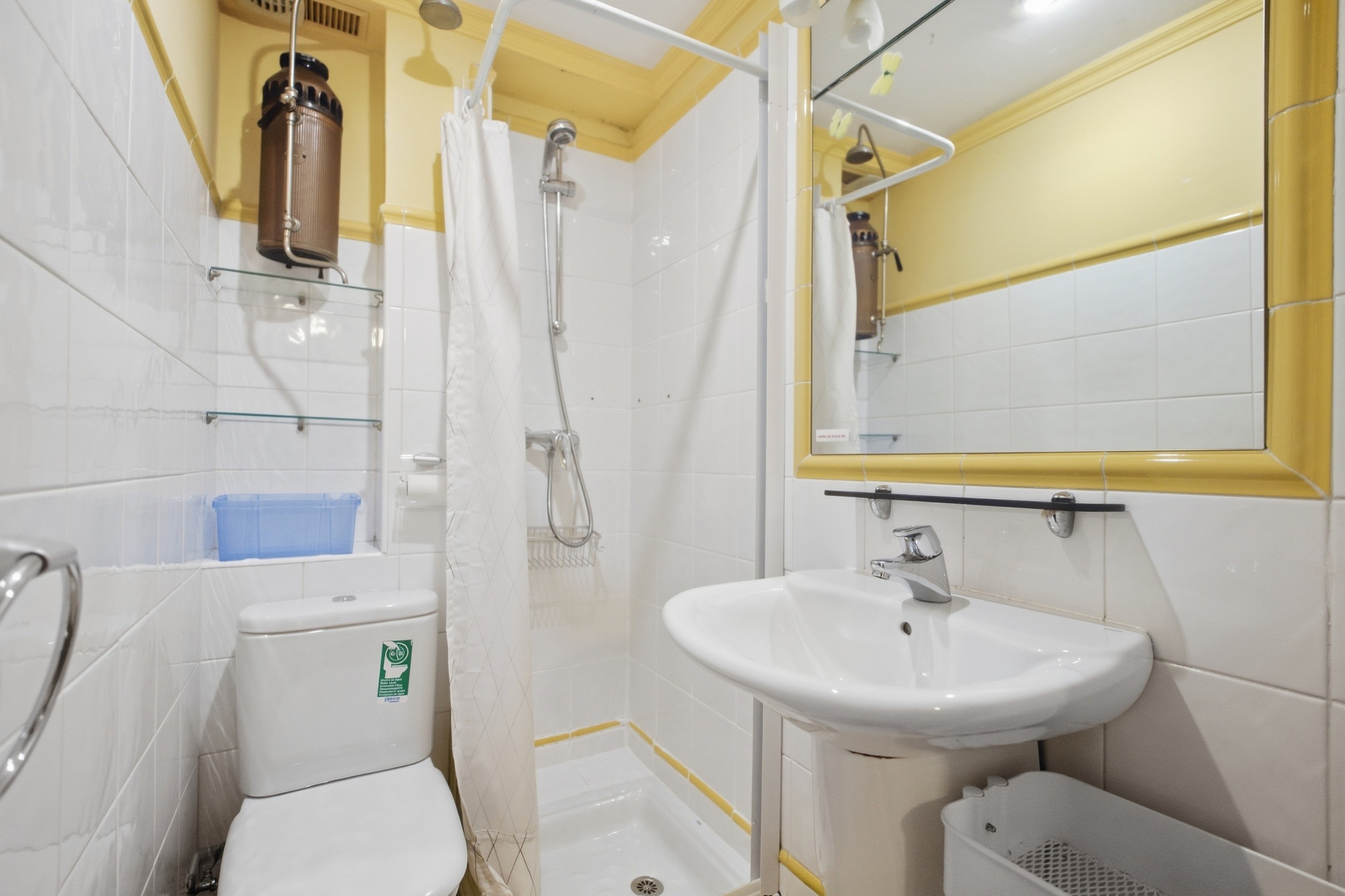 4 Bedroom Apartment in Málaga - Photo 21