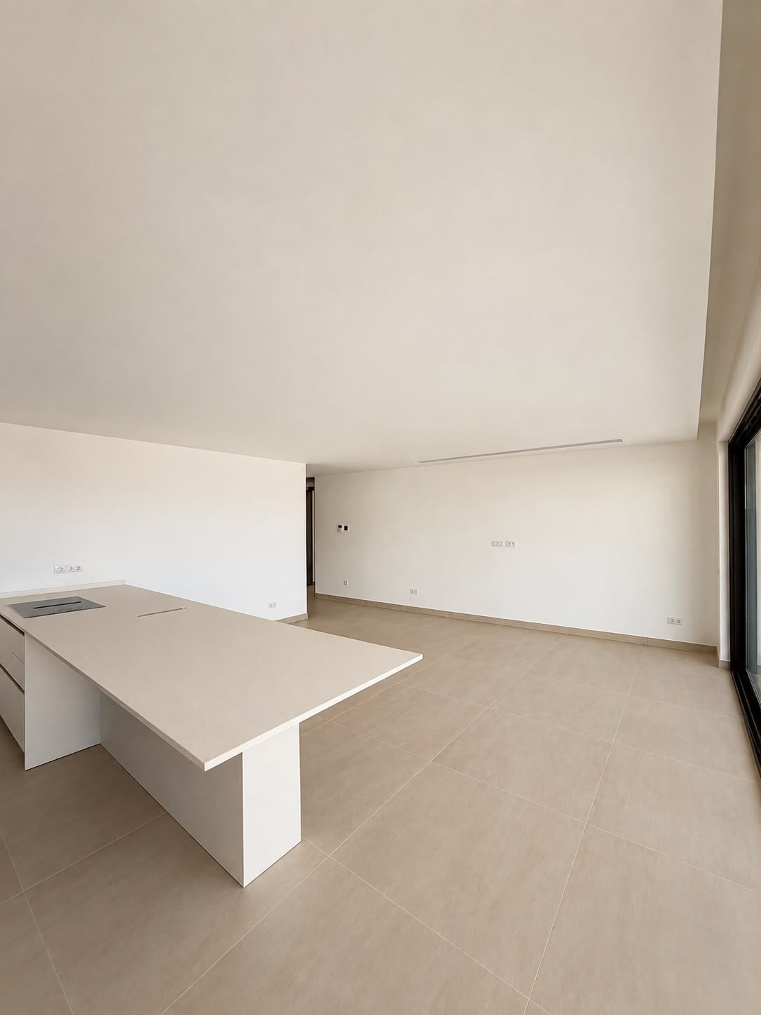 3 Bedroom Apartment in Estepona - Photo 9