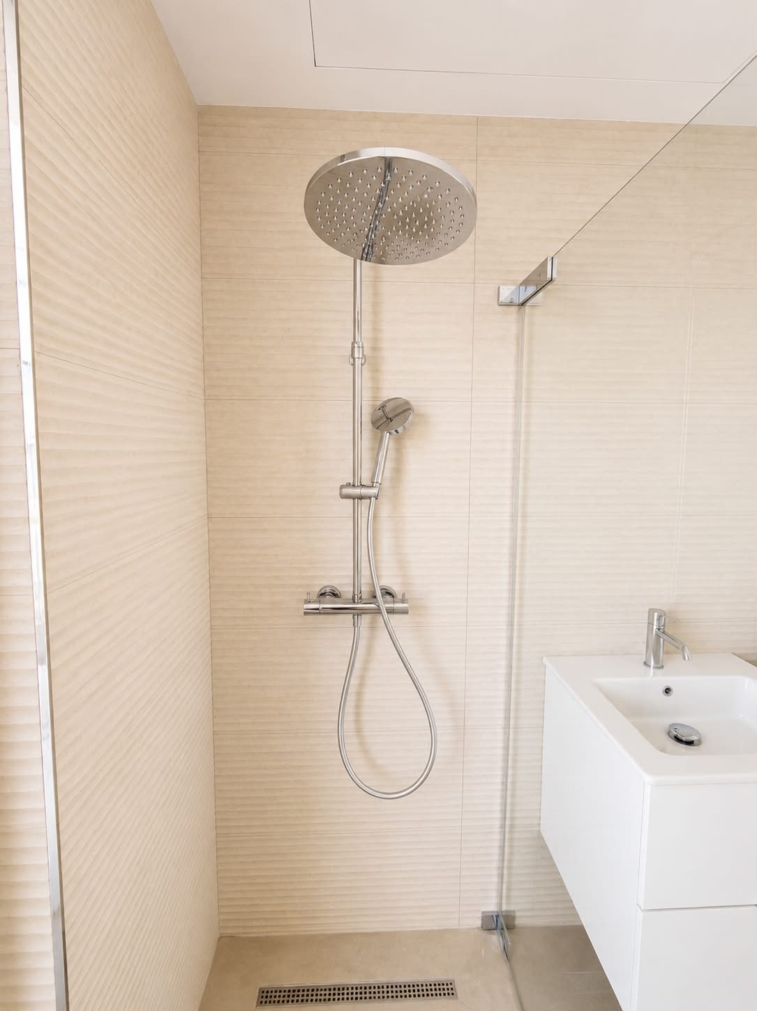 3 Bedroom Apartment in Estepona - Photo 5