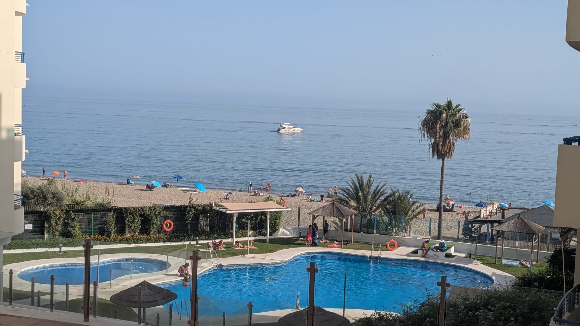3 Bedroom Apartment in Marbella - Photo 14