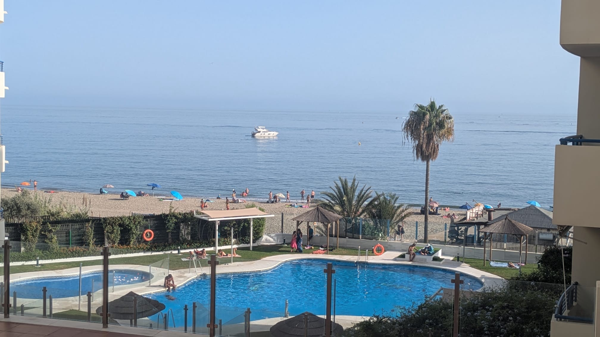 3 Bedroom Apartment in Marbella - Photo 12