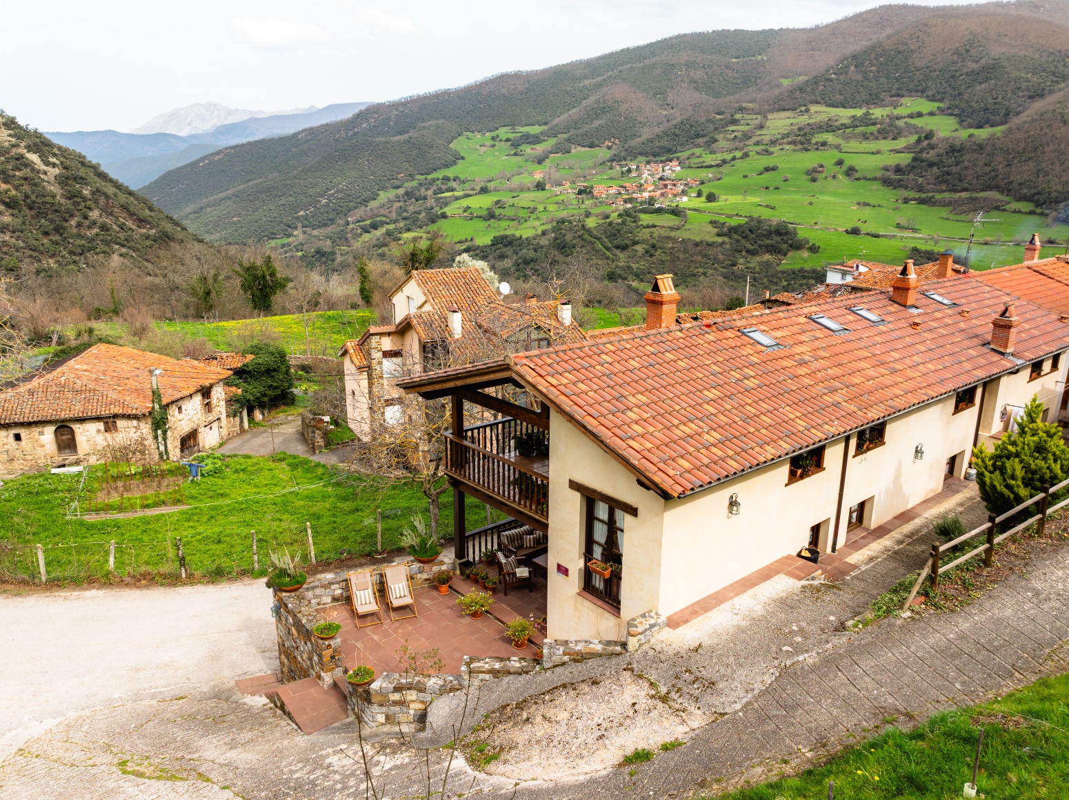 Bedrijfsruimte in Cantabria, Spanje – Foto 7