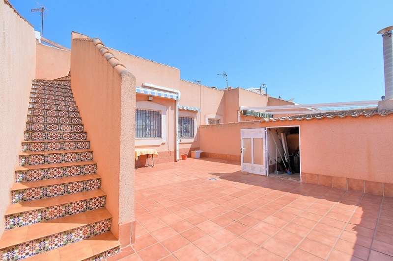 Chalet de 3 dormitorios en Murcia – Foto 14
