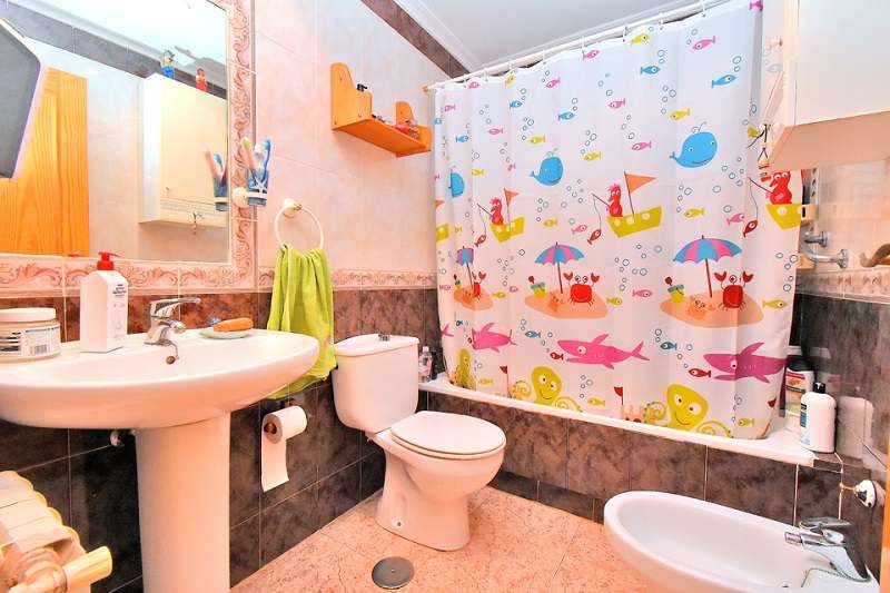 Chalet de 3 dormitorios en Murcia – Foto 25