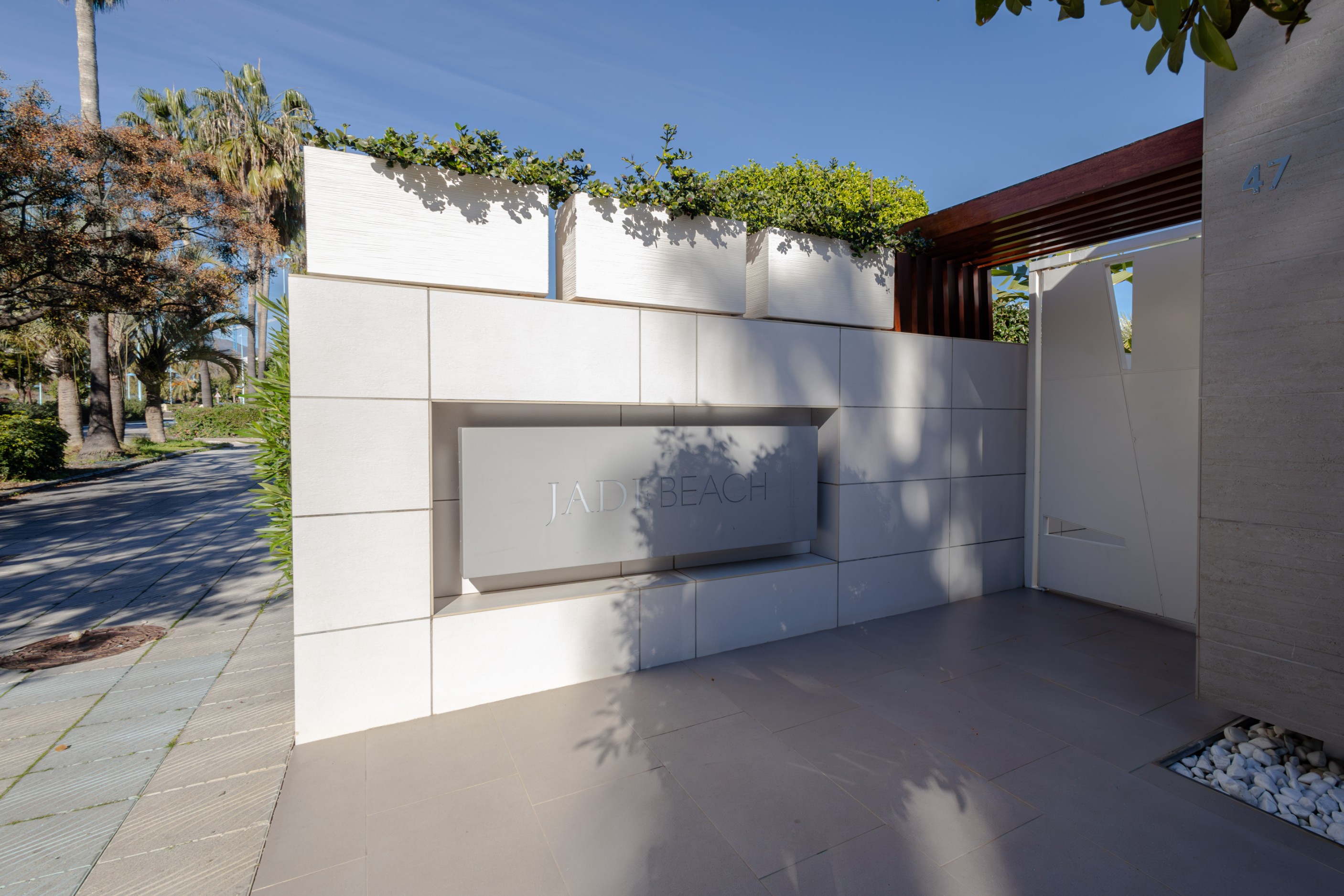 2 Bedroom Apartment in Marbella - Photo 26