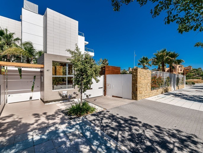 2 Bedroom Apartment in Marbella - Photo 27