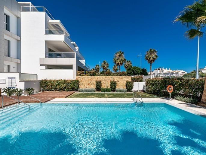 2 Bedroom Apartment in Marbella - Photo 22