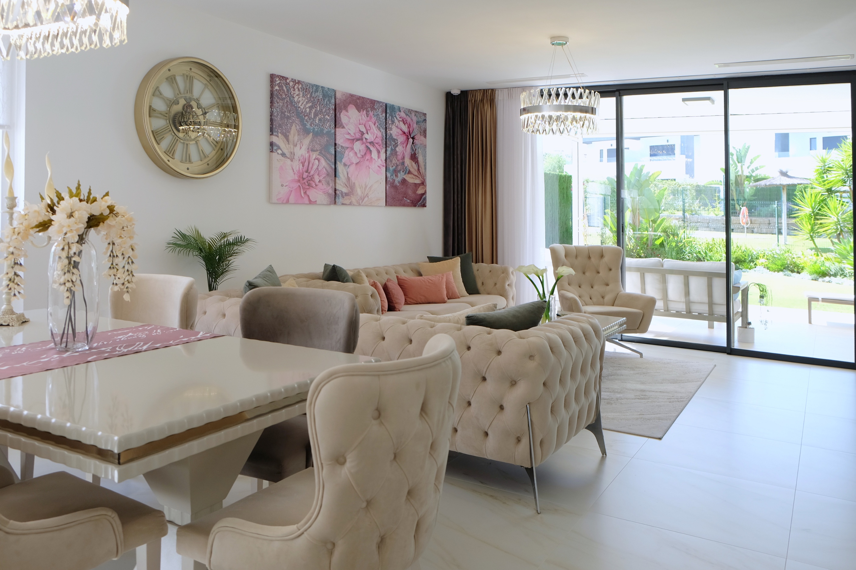 3 Bedroom Villa in Estepona - Photo 2