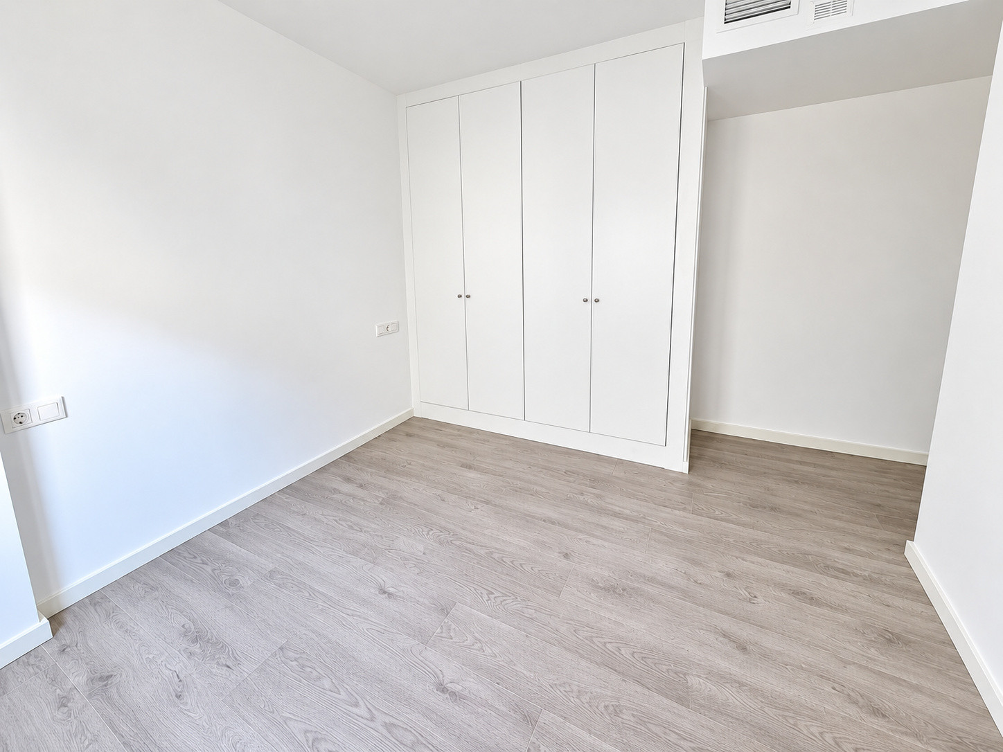 3 Bedroom Apartment in Fuengirola - Photo 10