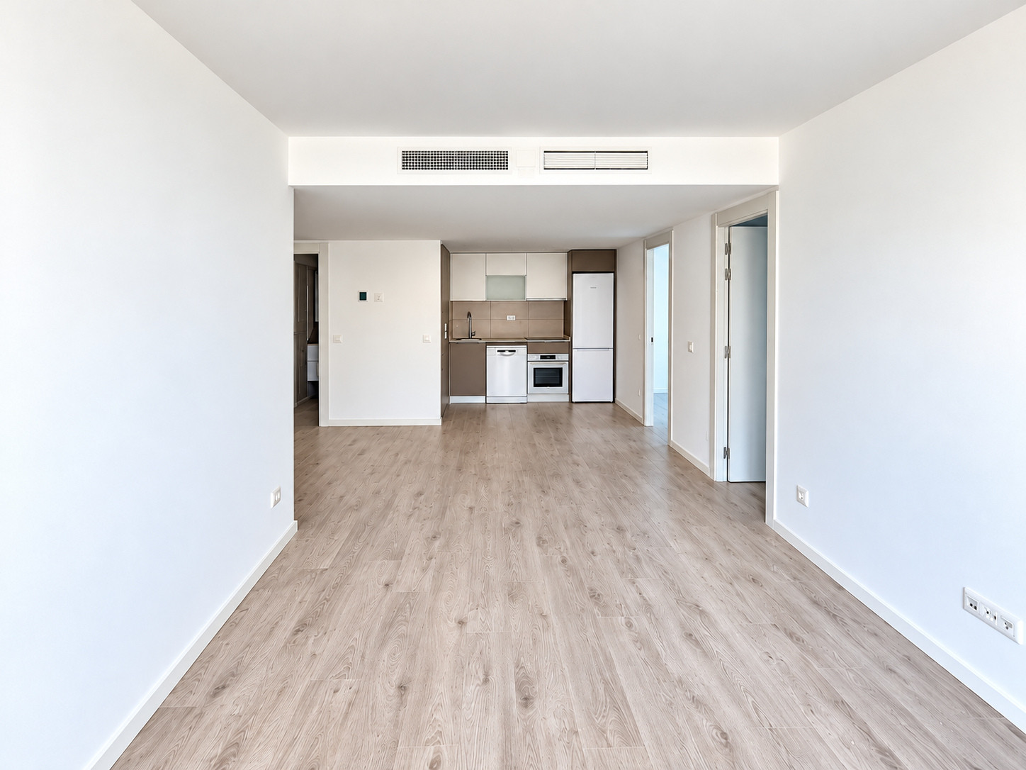 3 Bedroom Apartment in Fuengirola - Photo 2