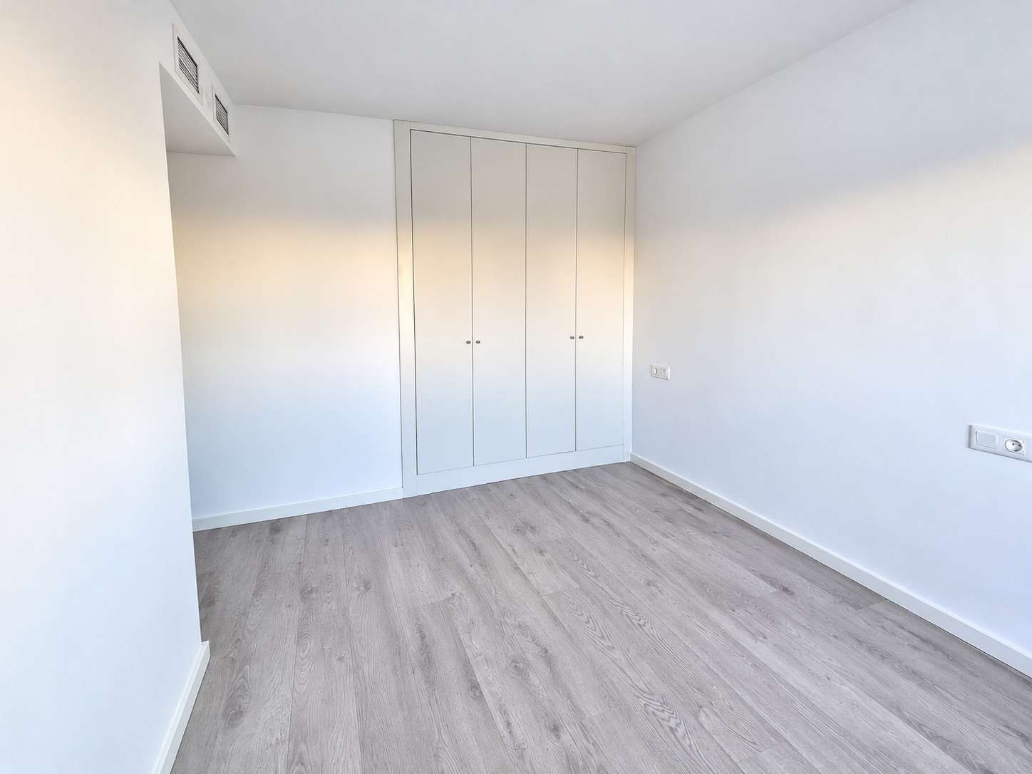 3 Bedroom Apartment in Fuengirola - Photo 12