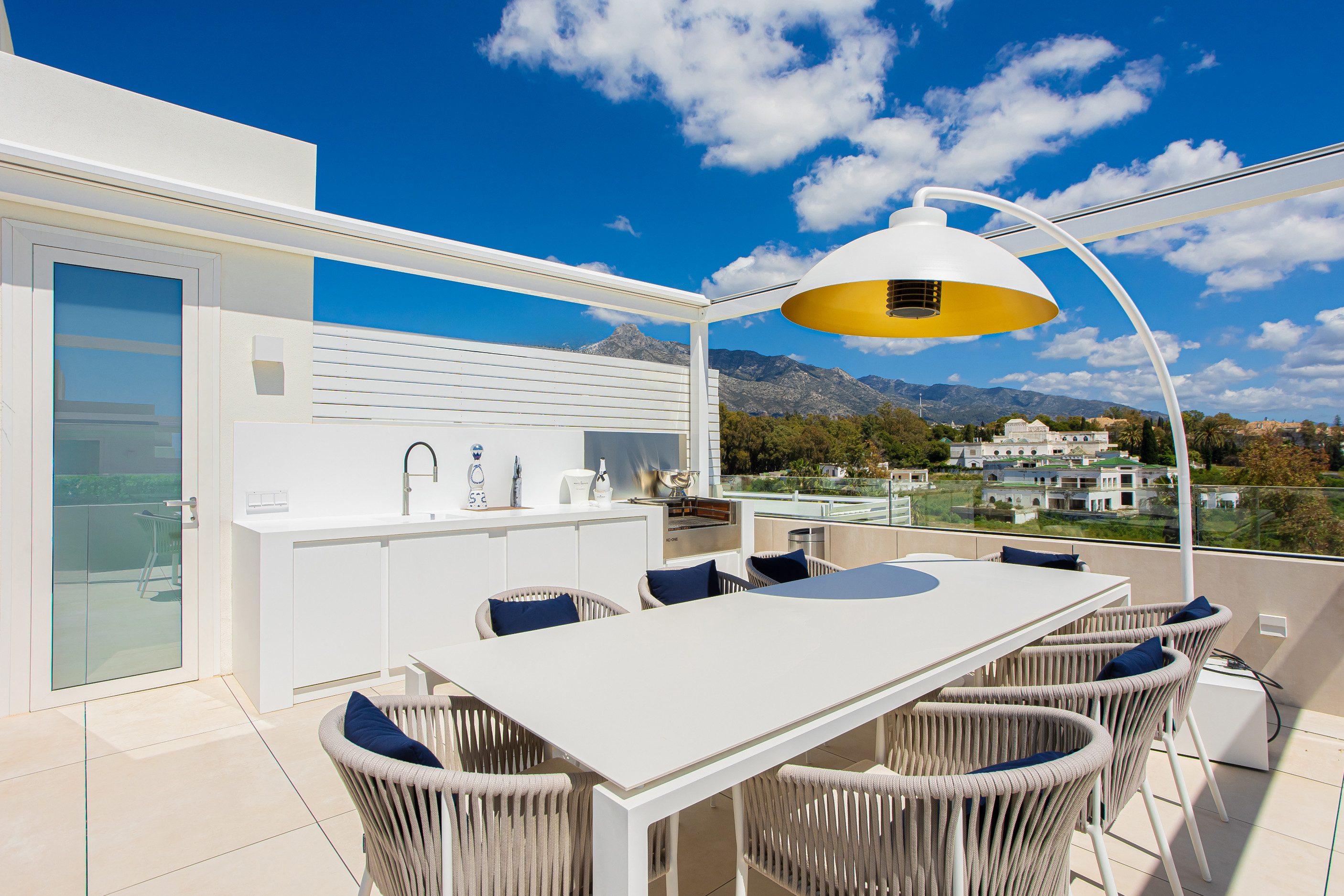 Appartamento con 3 camere con piscina a Malaga, Spagna – Foto 2