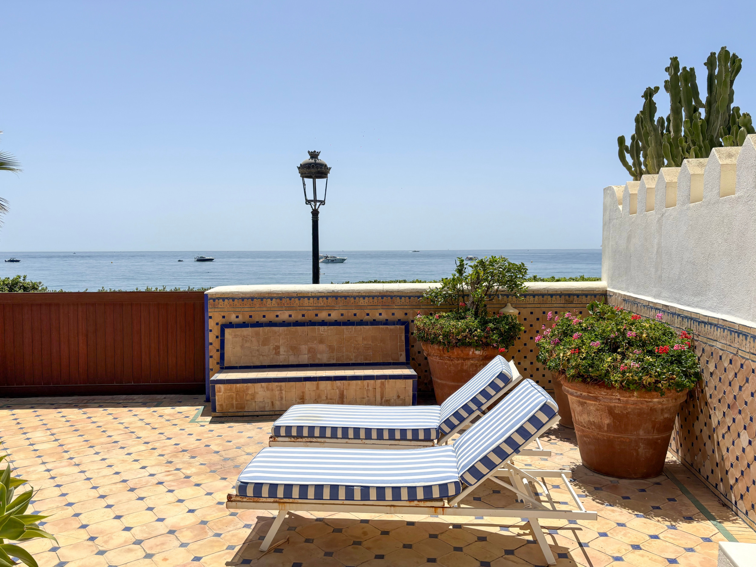 6 Bedroom Villa in Marbella - Photo 9