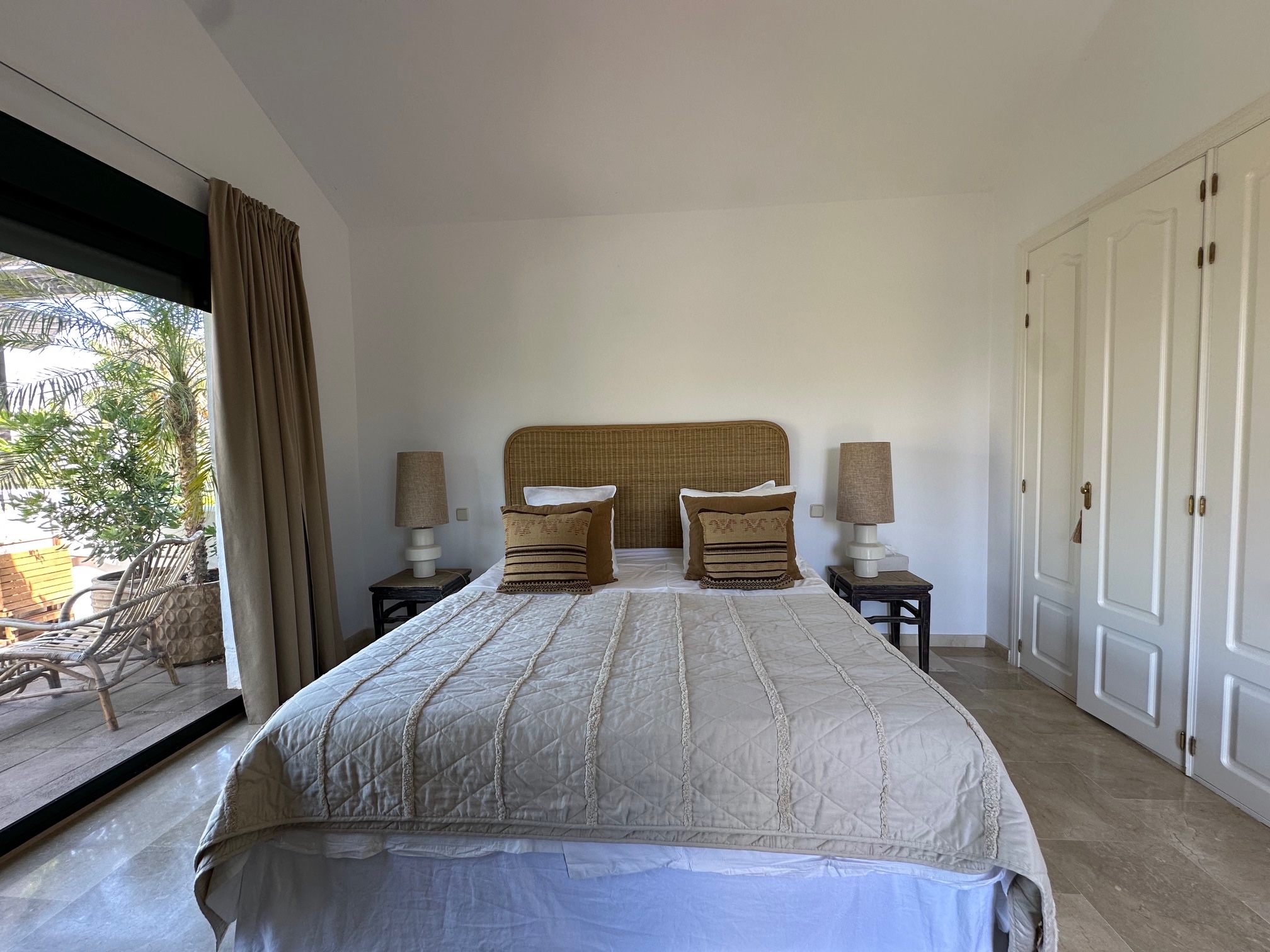 4 Bedroom Villa in Estepona - Photo 13