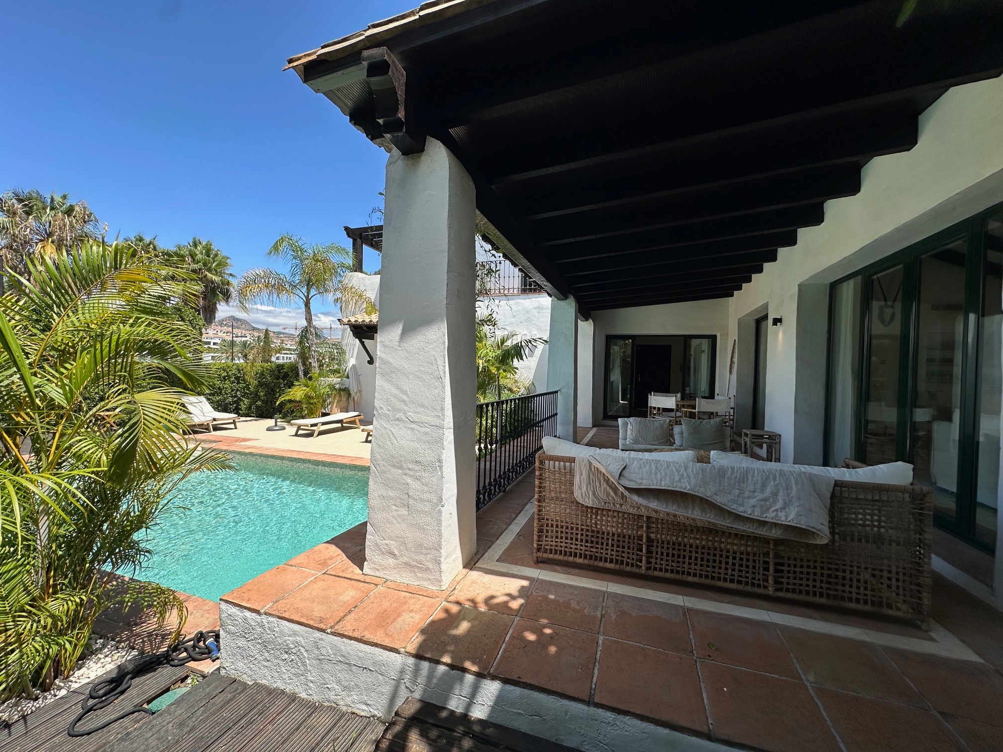 4 Bedroom Villa in Estepona - Photo 23
