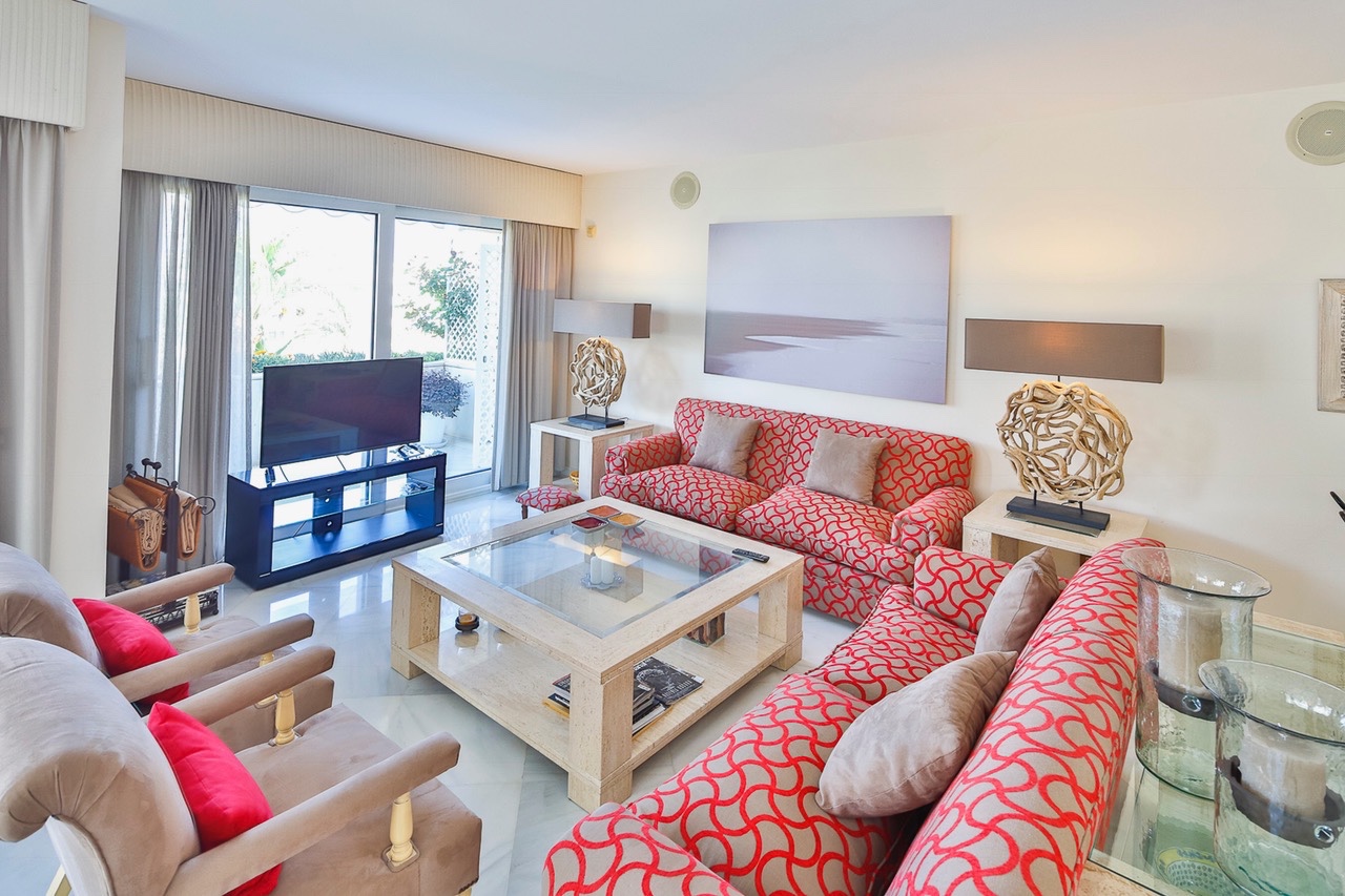 Apartamento com 3 quartos com piscina em Málaga, Espanha – Foto 2