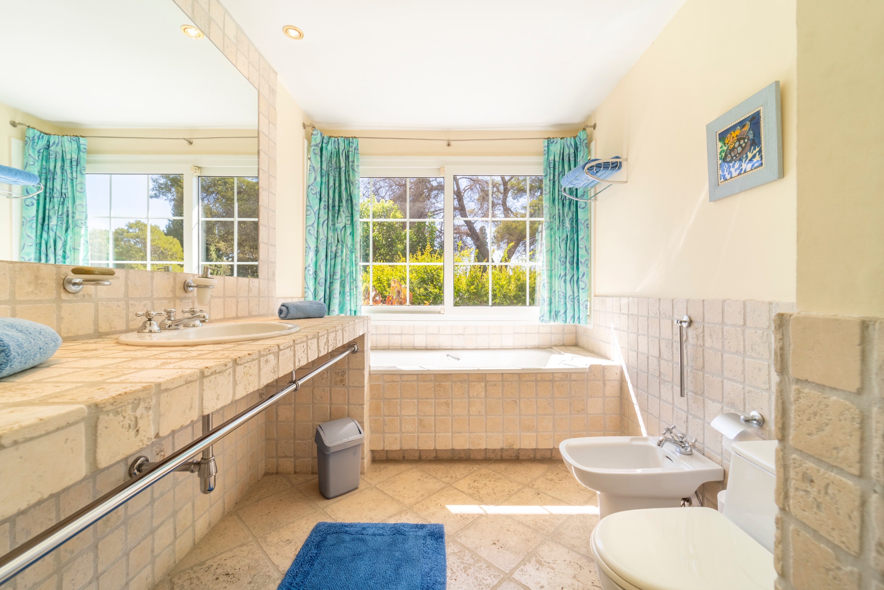 4 Bedroom Villa in Estepona - Photo 26