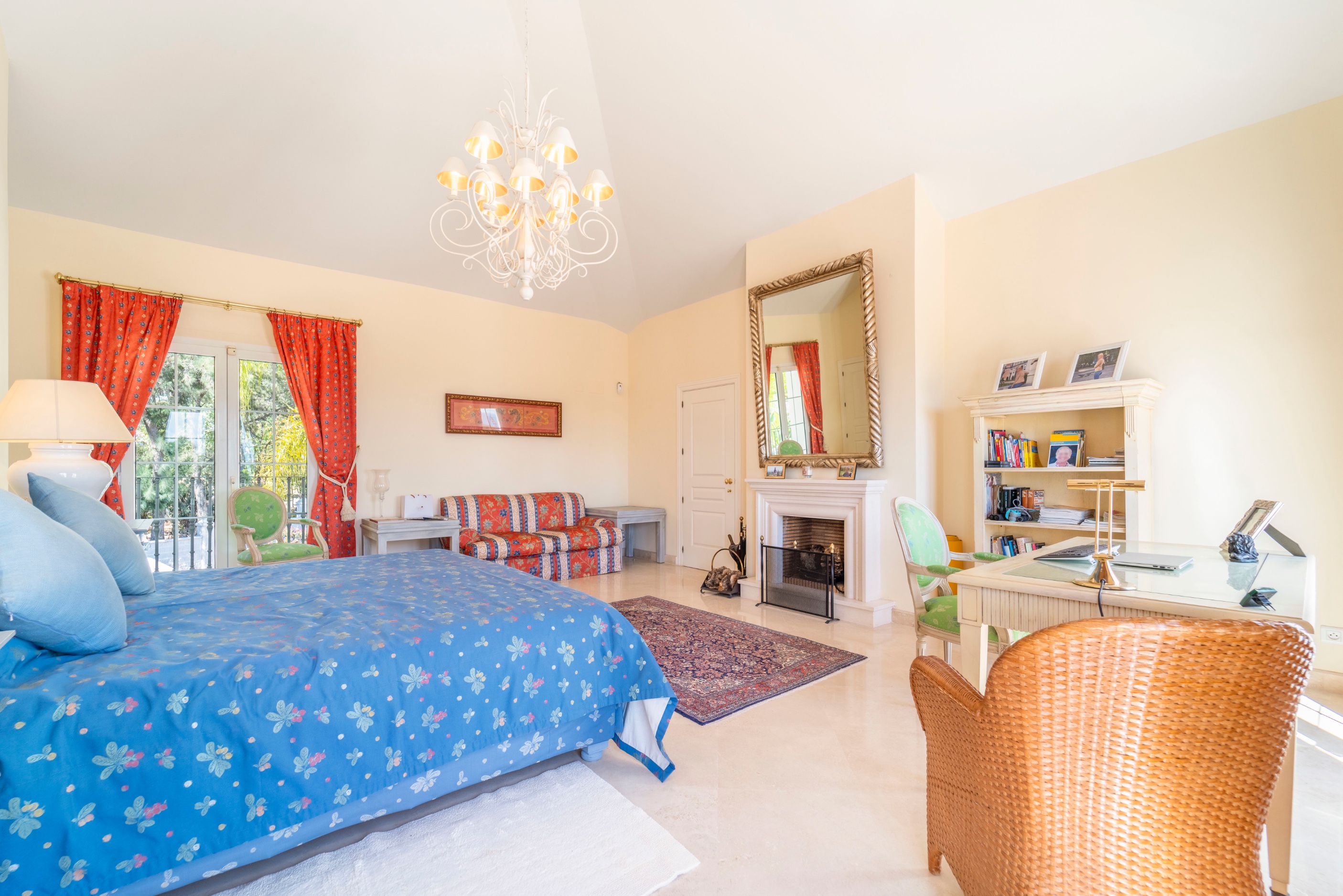 4 Bedroom Villa in Estepona - Photo 29