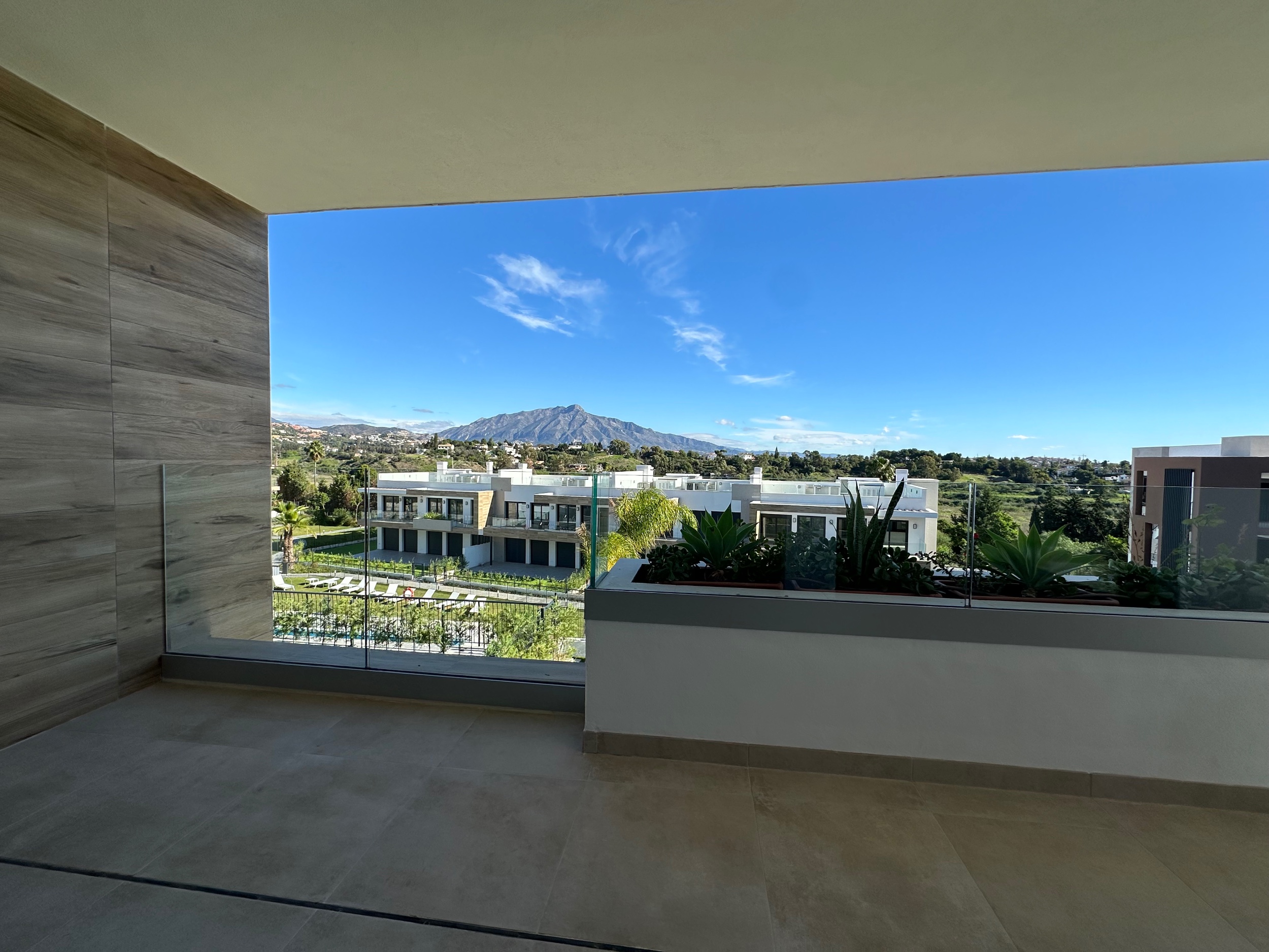 3 Bedroom Apartment in Estepona - Foto 7