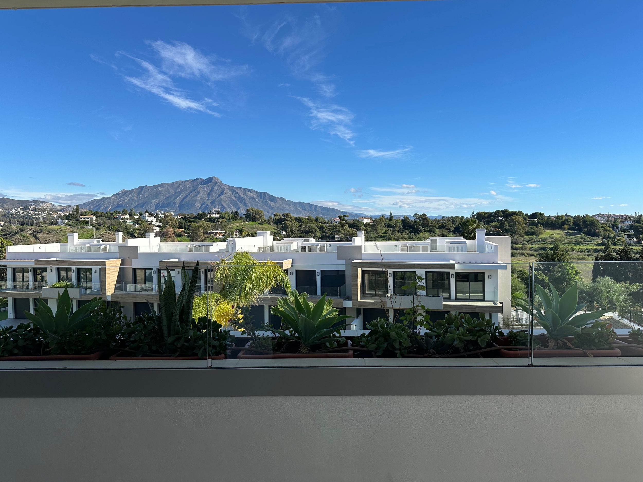 3 Bedroom Apartment in Estepona - Foto 24