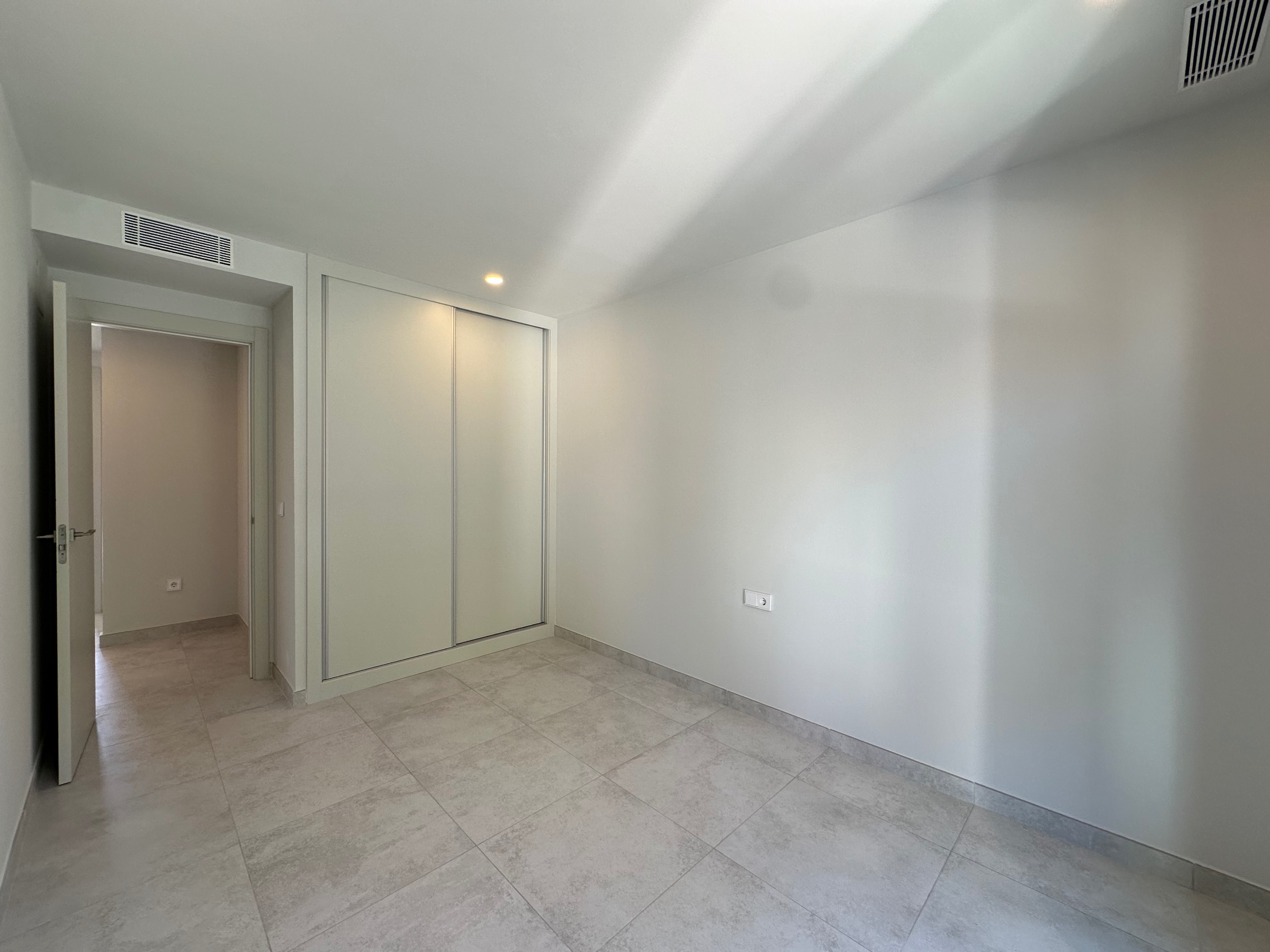 3 Bedroom Apartment in Estepona - Foto 21