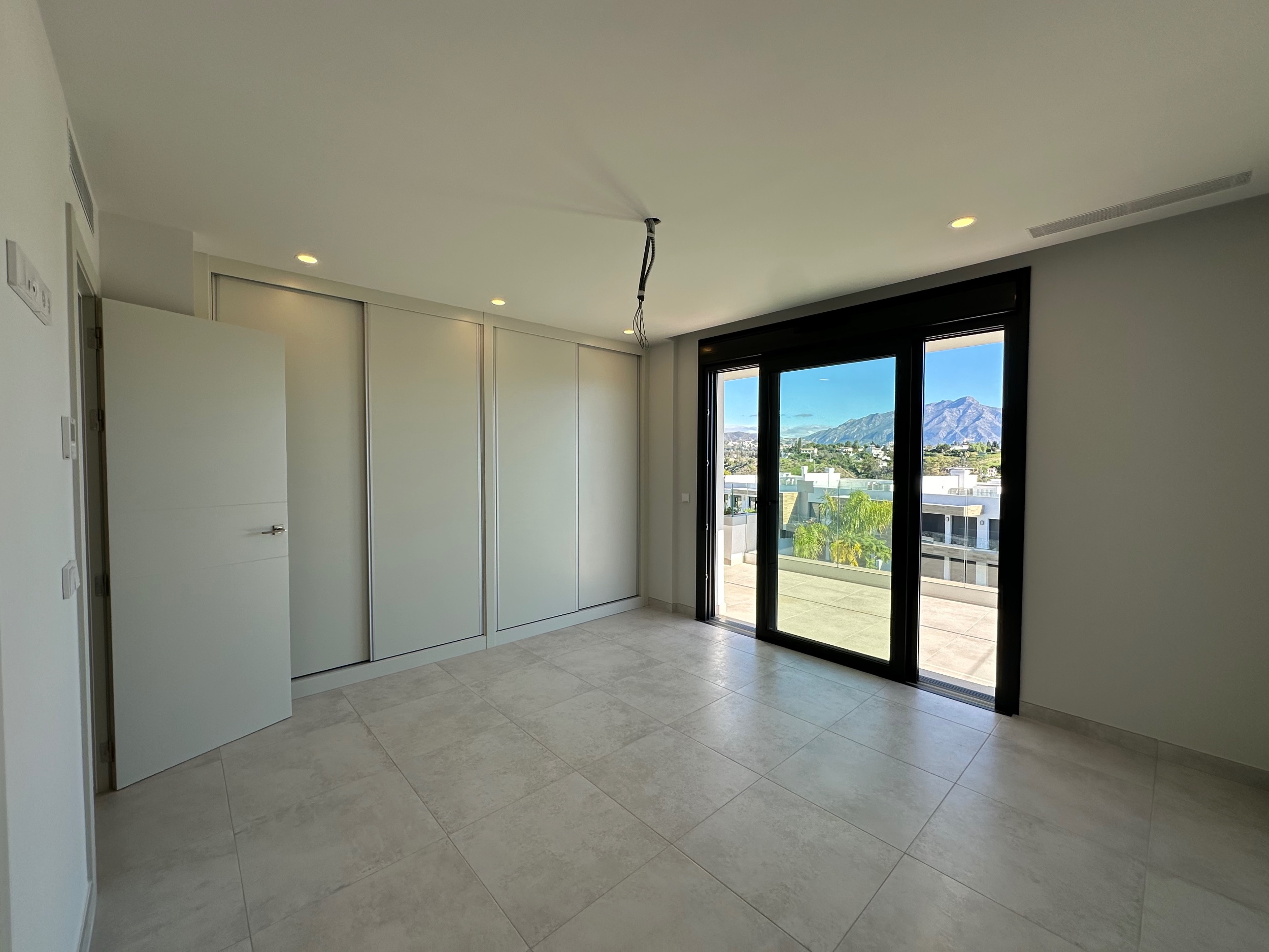 3 Bedroom Apartment in Estepona - Foto 33