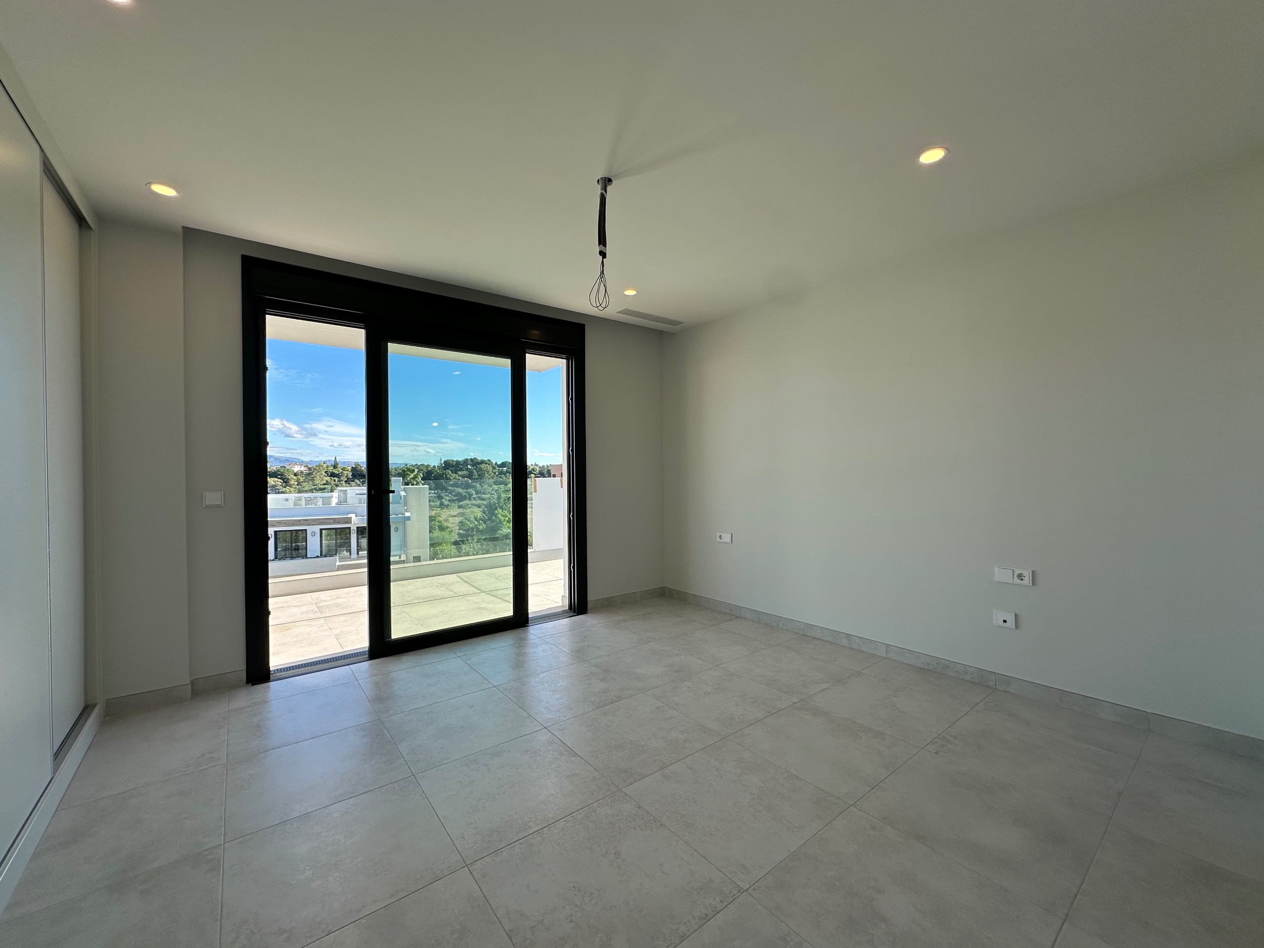 3 Bedroom Apartment in Estepona - Foto 28