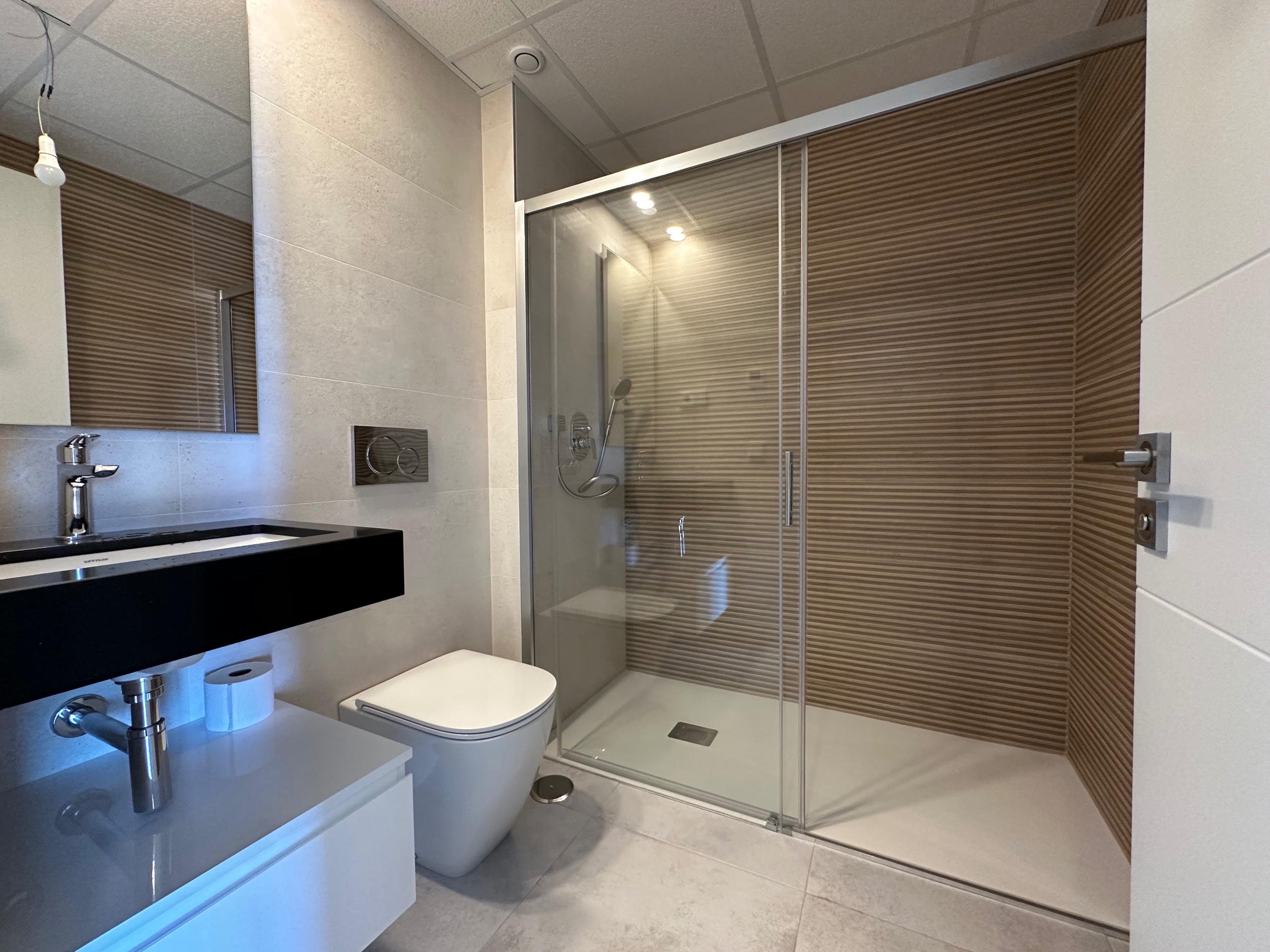 3 Bedroom Apartment in Estepona - Foto 32