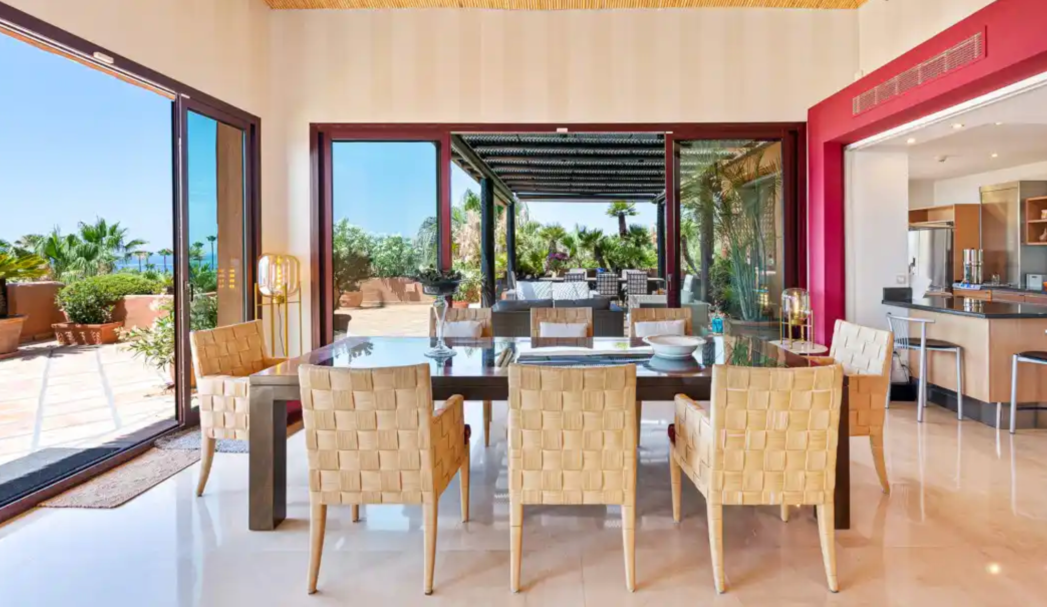 3 Bedroom Penthouse in Estepona - Photo 9
