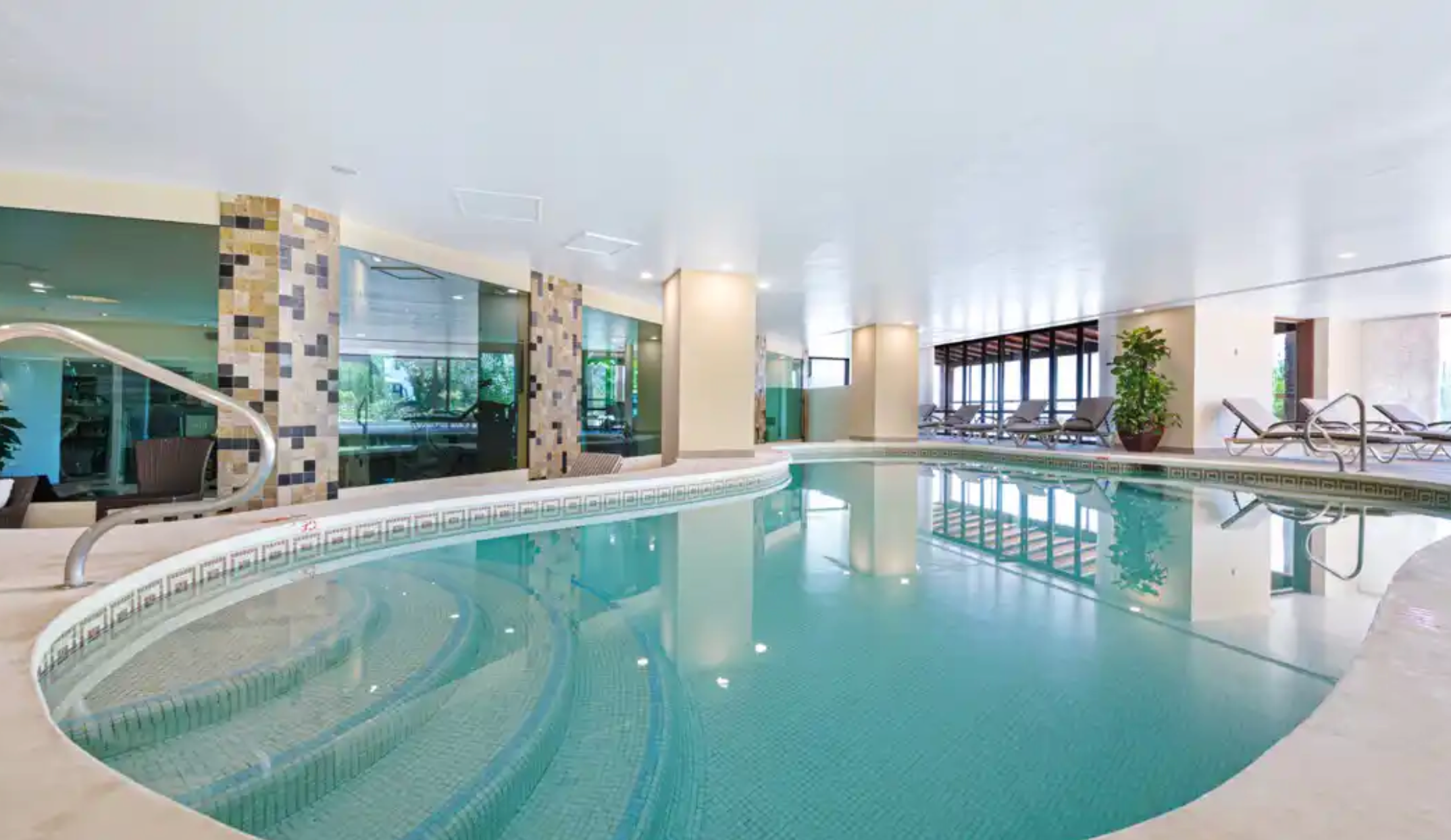 3 Bedroom Penthouse in Estepona - Photo 11