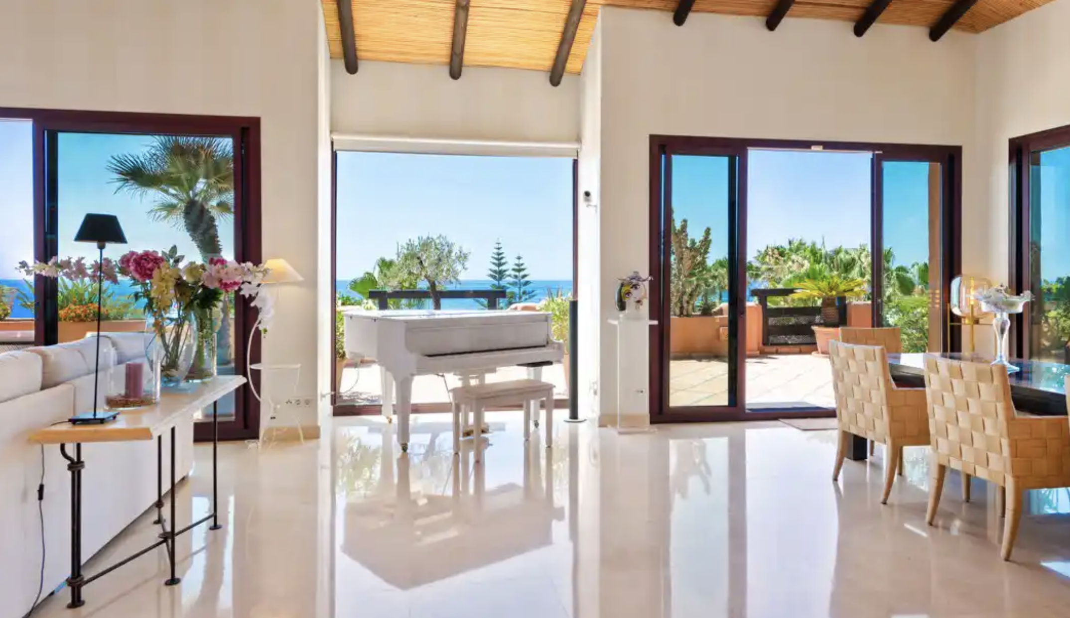 3 Bedroom Penthouse in Estepona - Photo 15