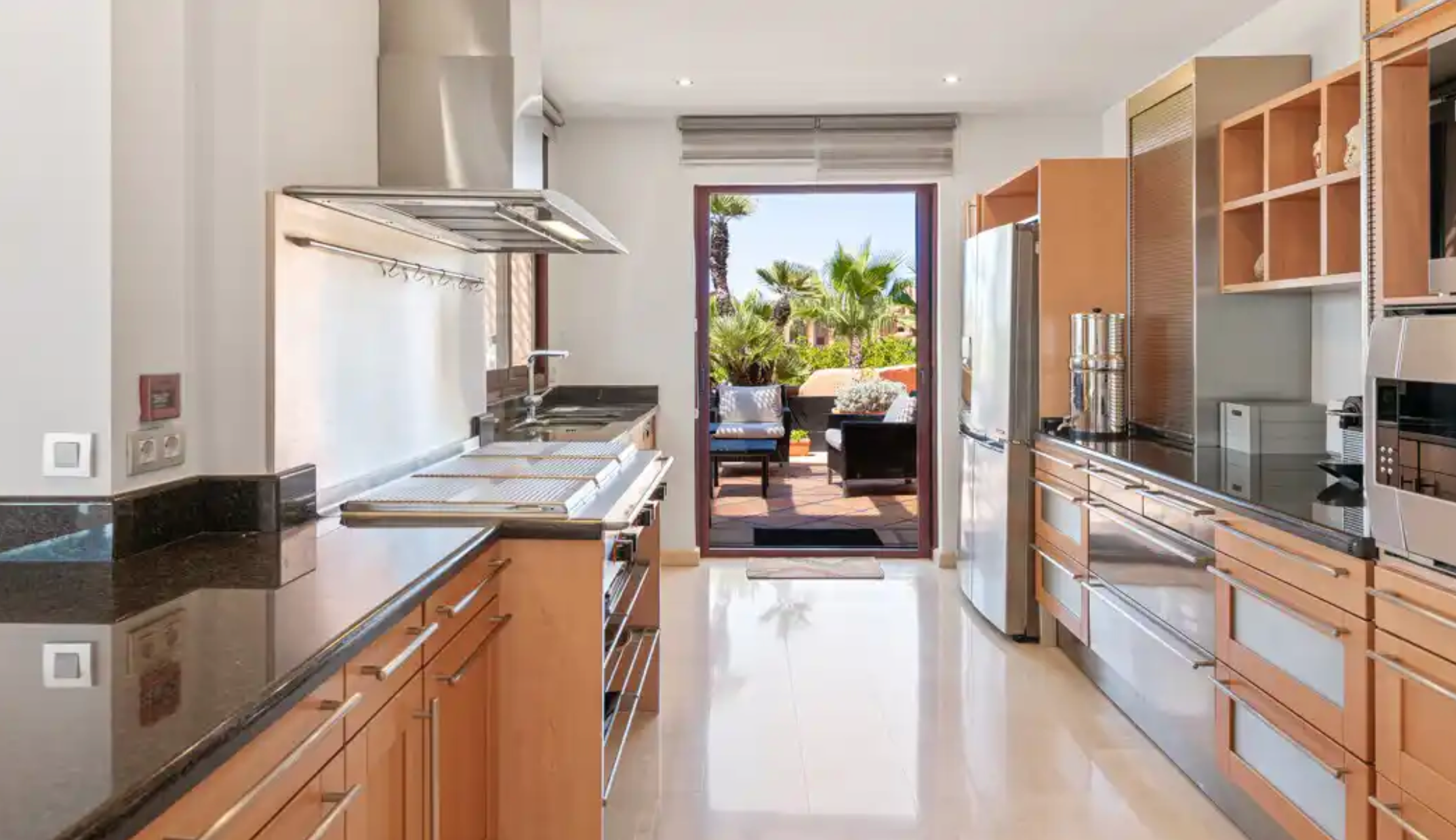 3 Bedroom Penthouse in Estepona - Photo 13