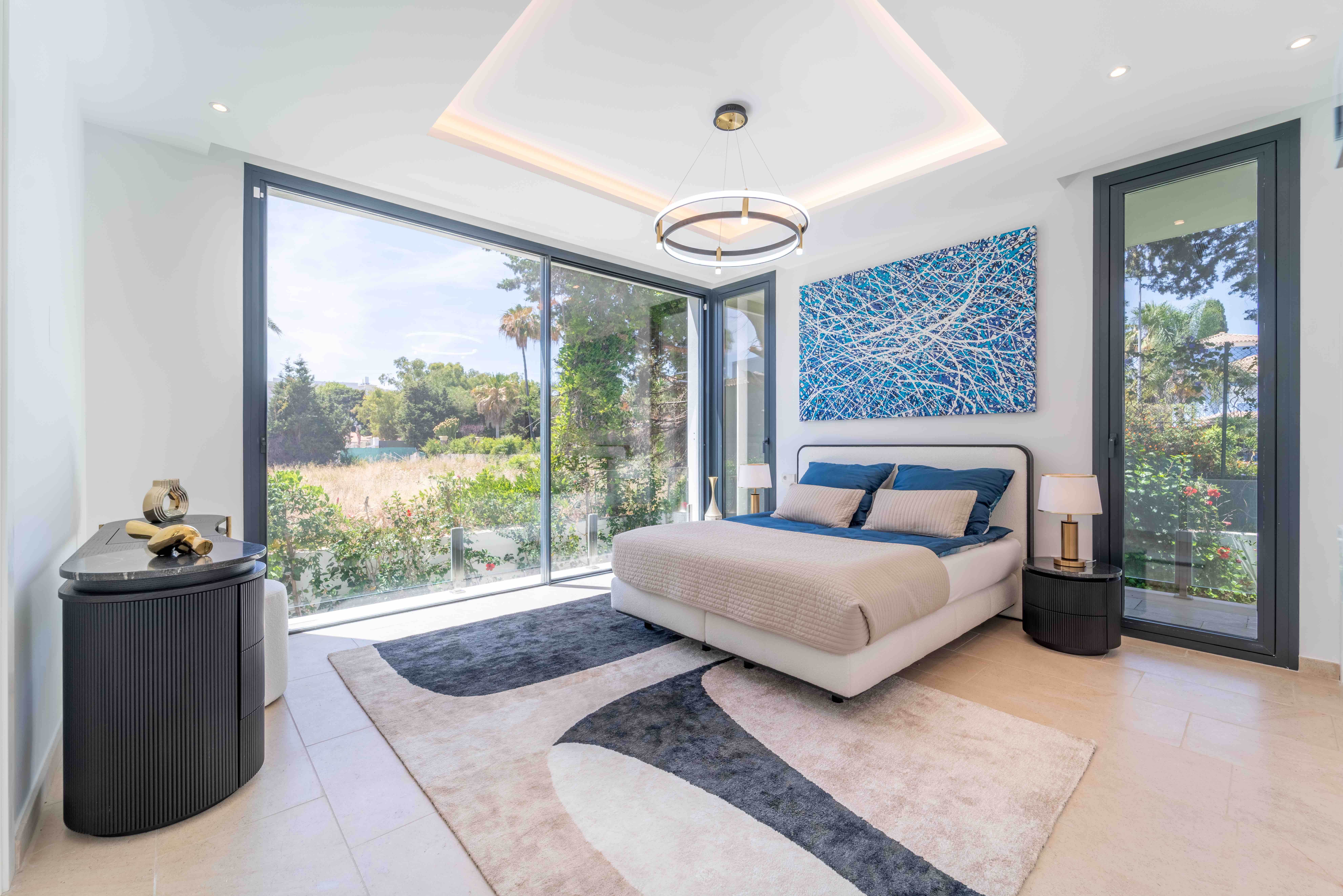 7 Bedroom Villa in Estepona - Photo 17