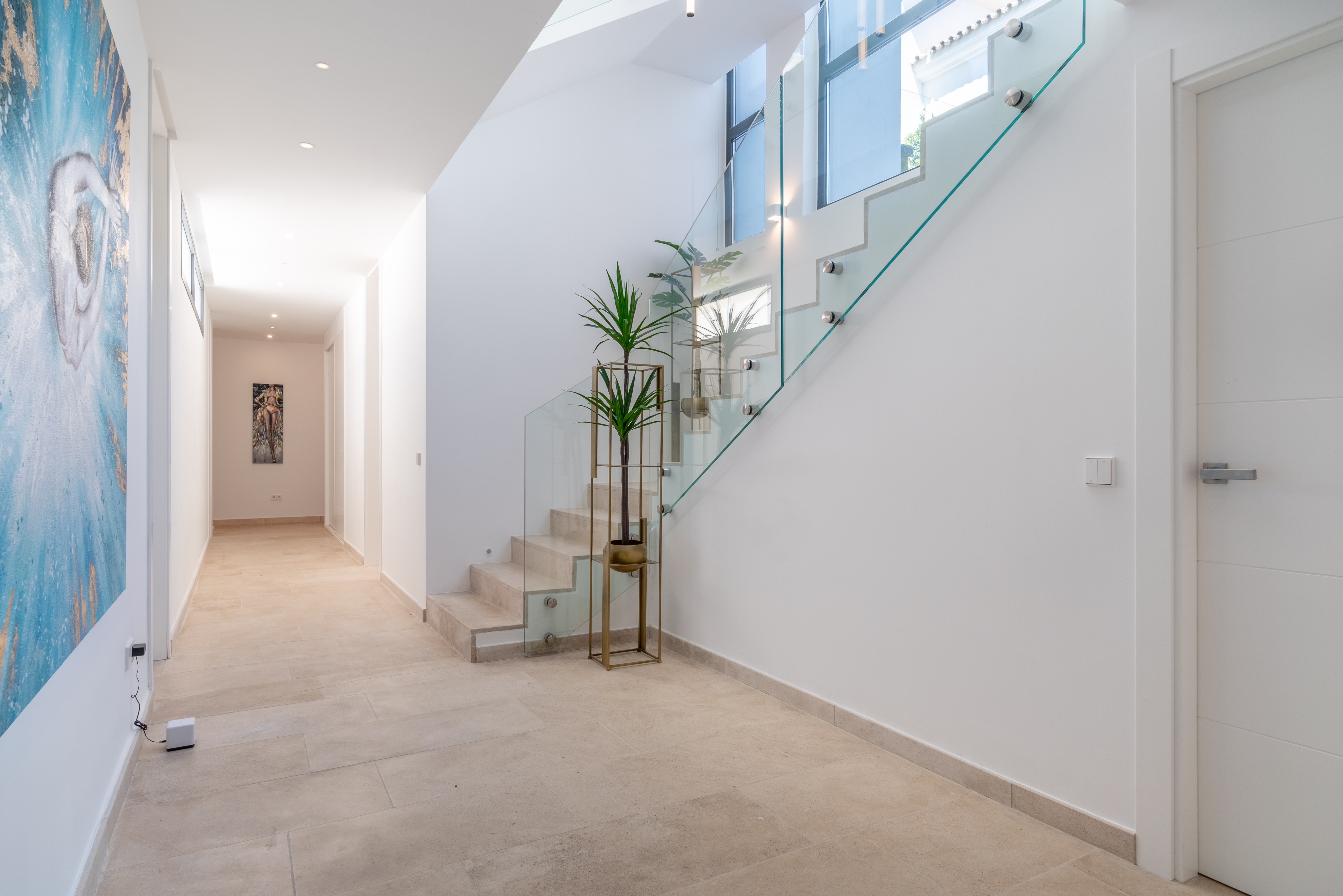 7 Bedroom Villa in Estepona - Photo 21