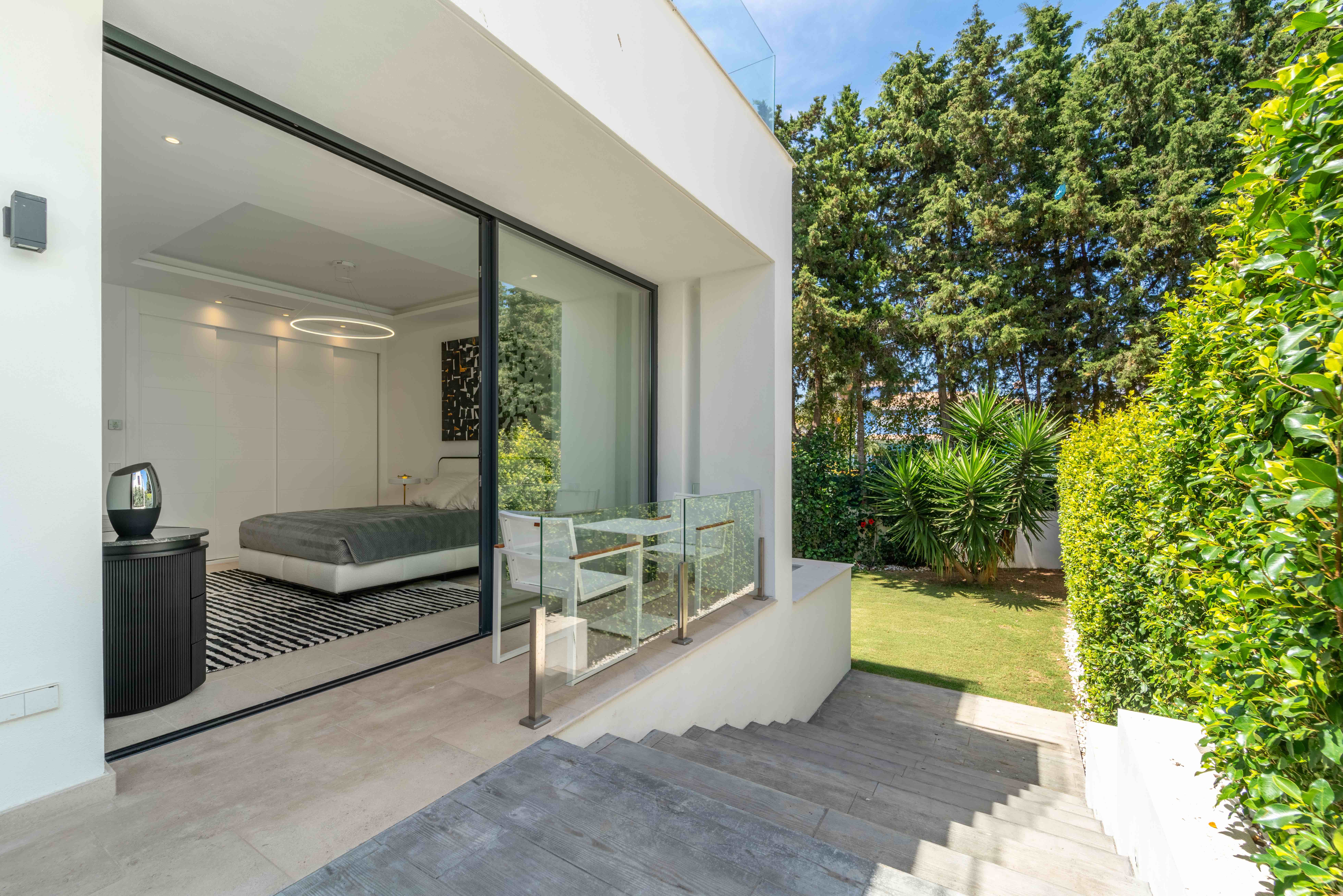 7 Bedroom Villa in Estepona - Photo 20