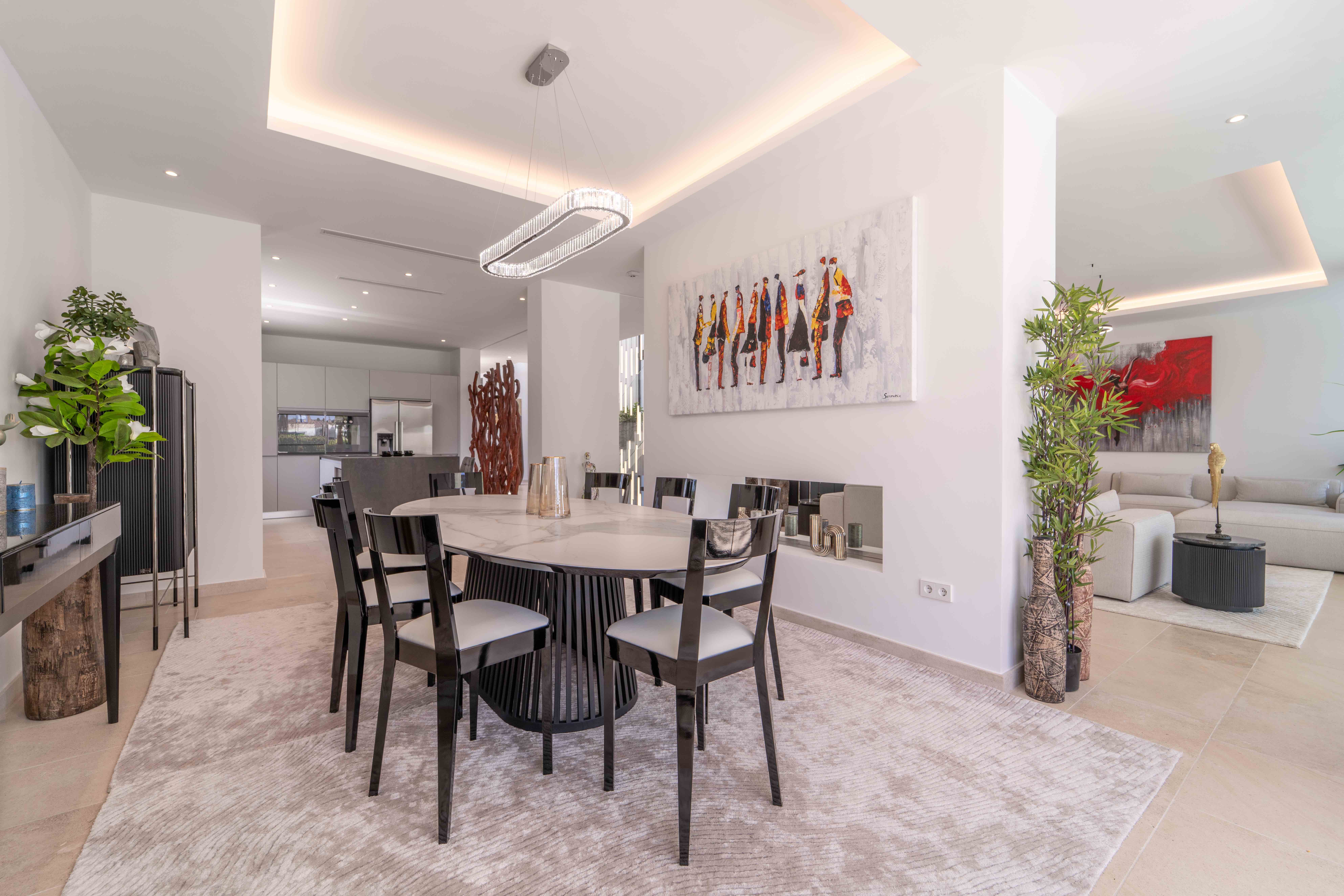 7 Bedroom Villa in Estepona - Photo 13