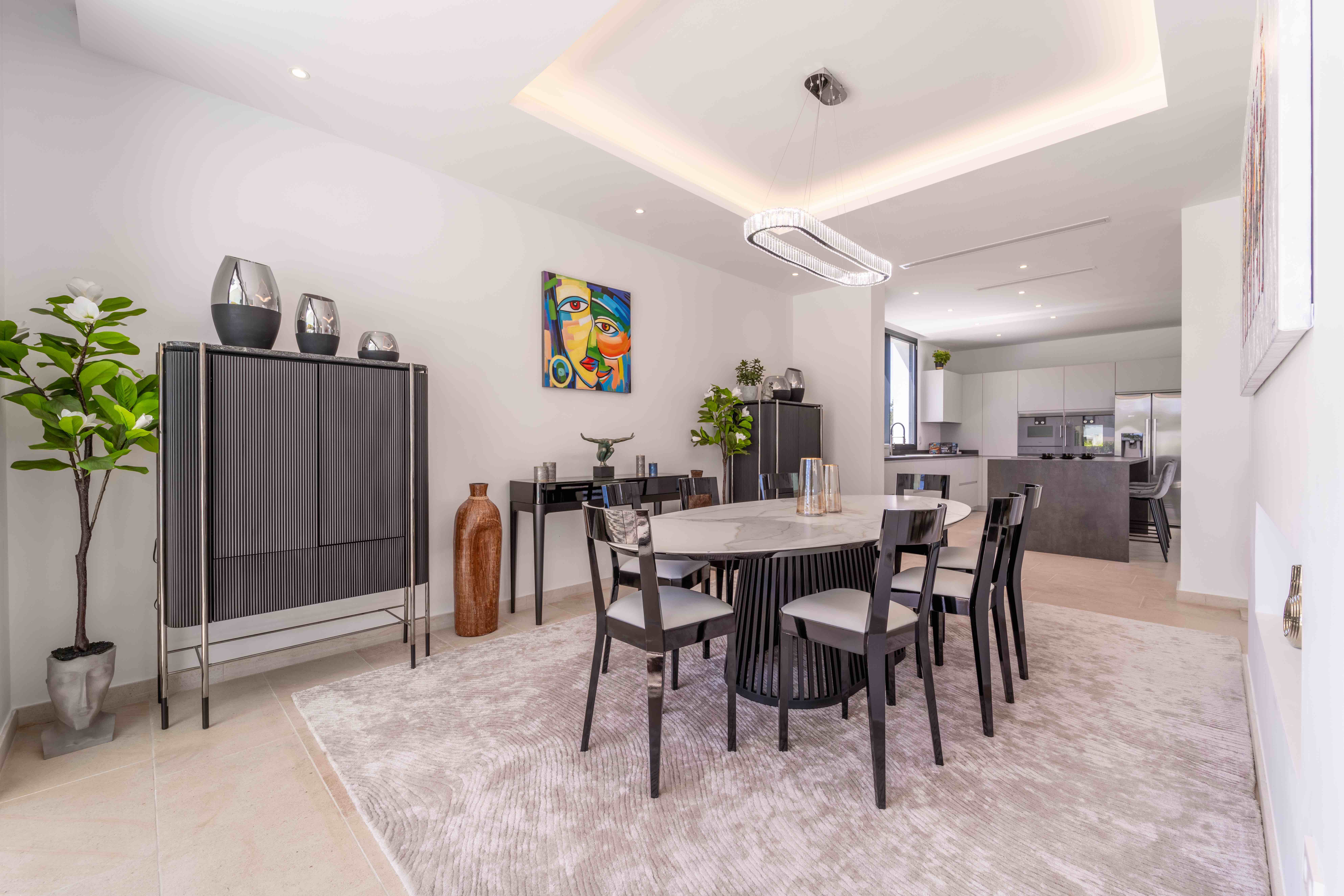 7 Bedroom Villa in Estepona - Photo 12