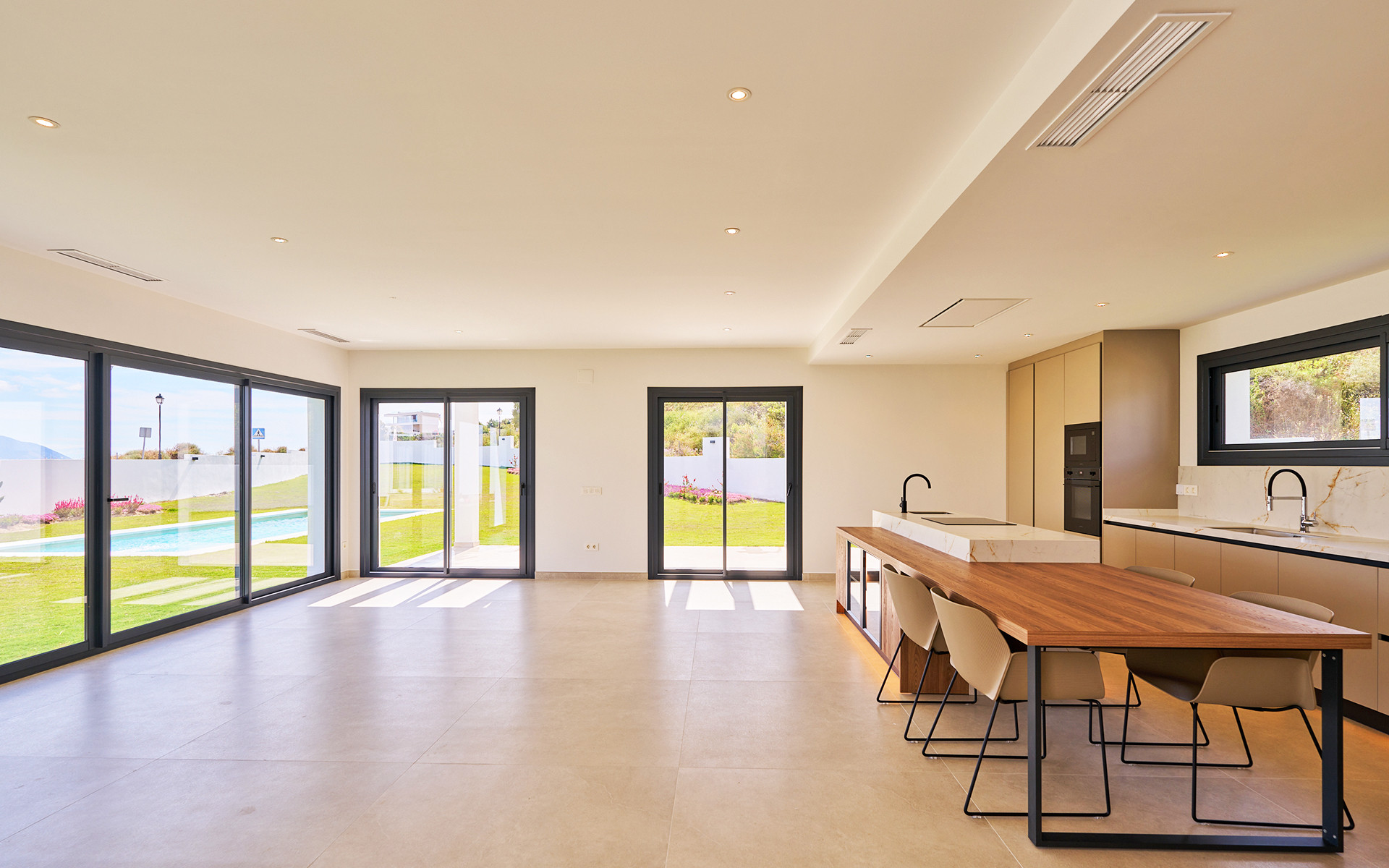 6 Bedroom Villa in Mijas - Photo 8