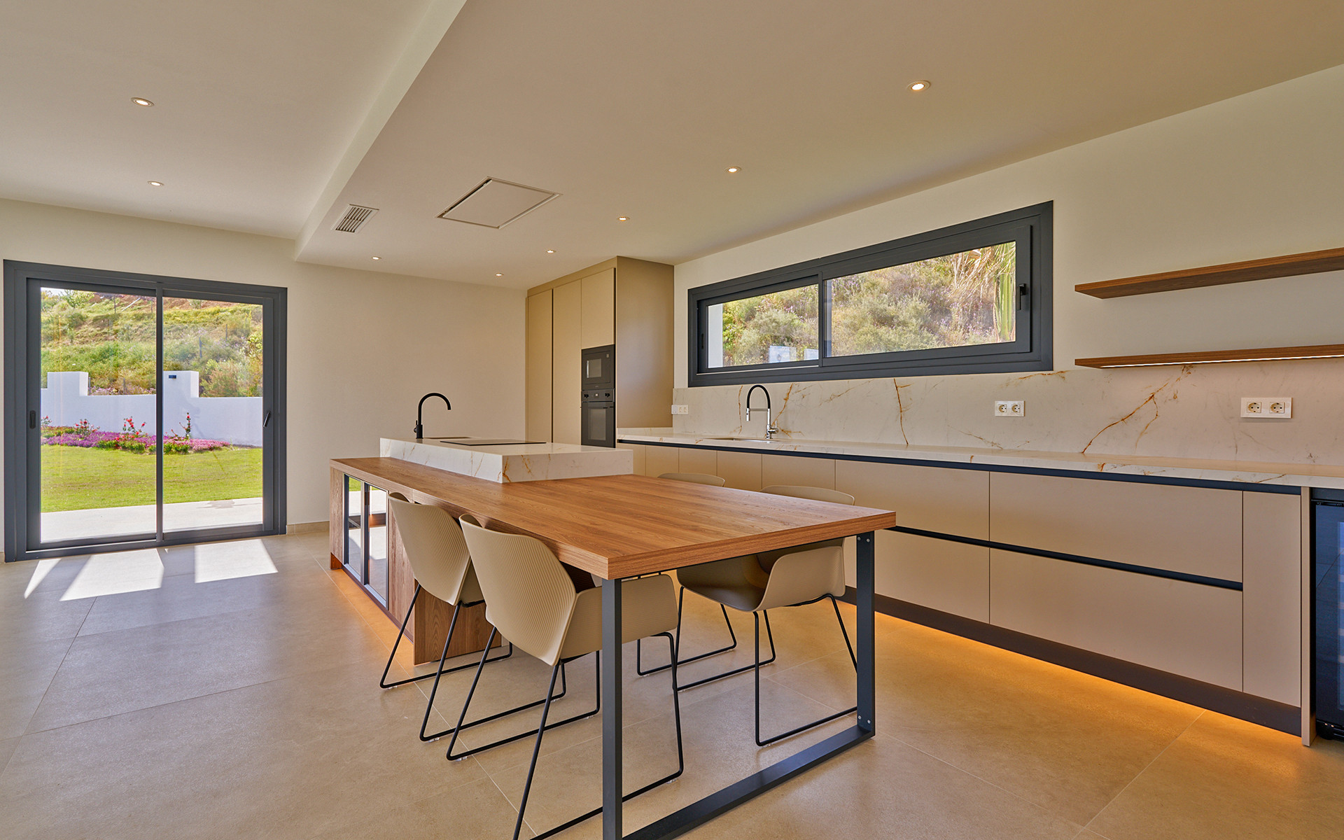 6 Bedroom Villa in Mijas - Photo 5